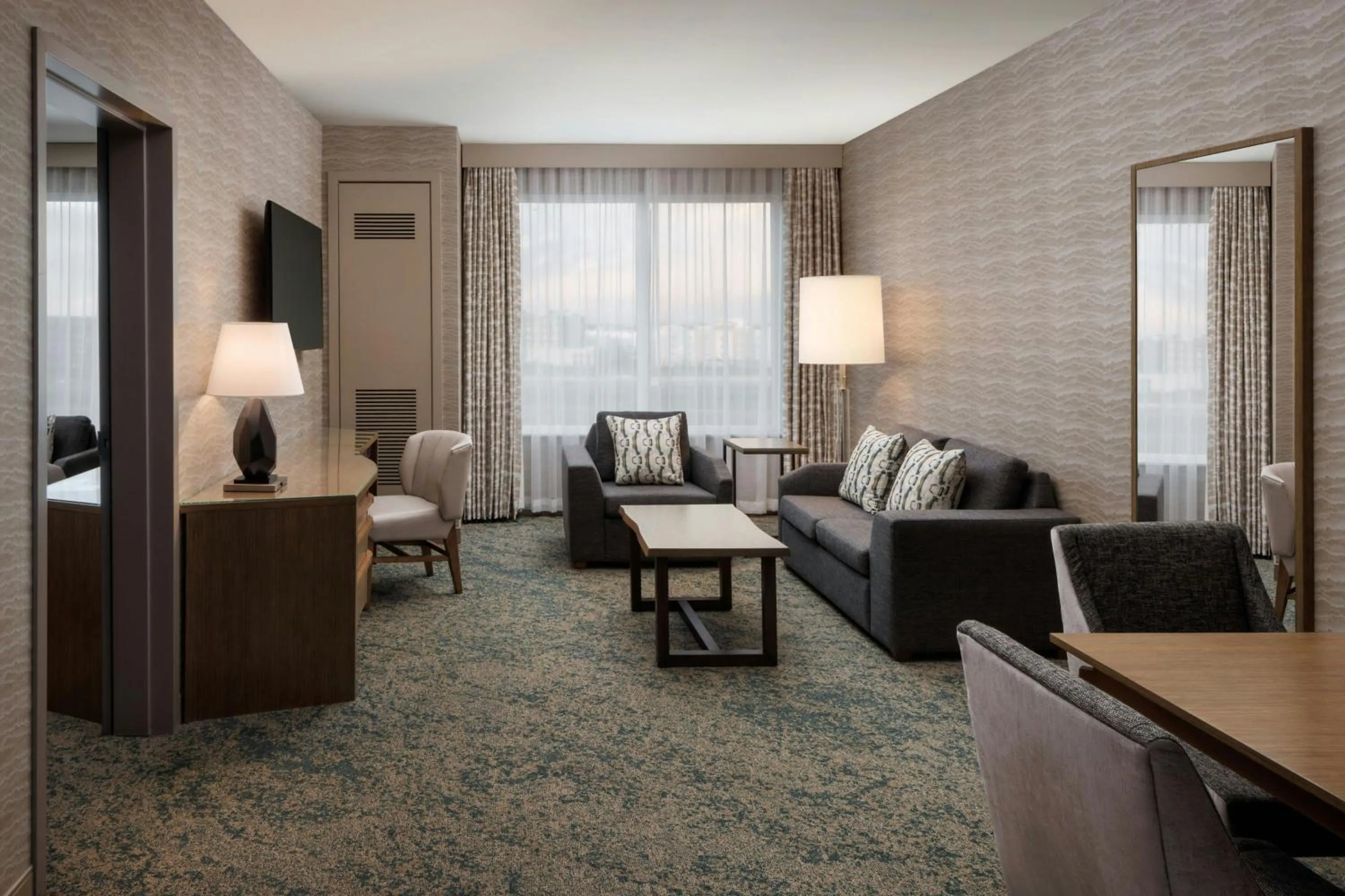 Living room in The Westin Calgary Airport