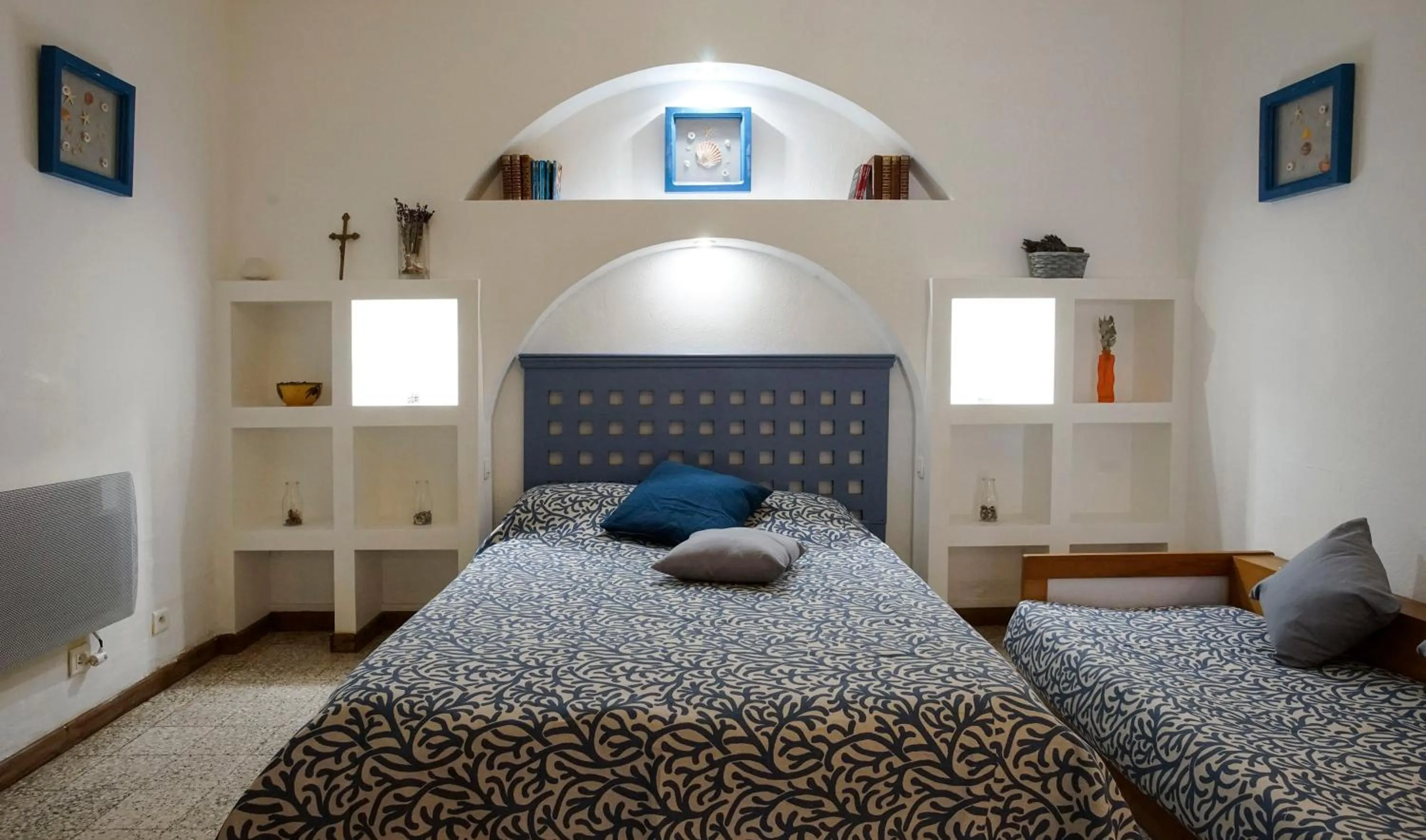 Bed in Résidence Les Mandariniers