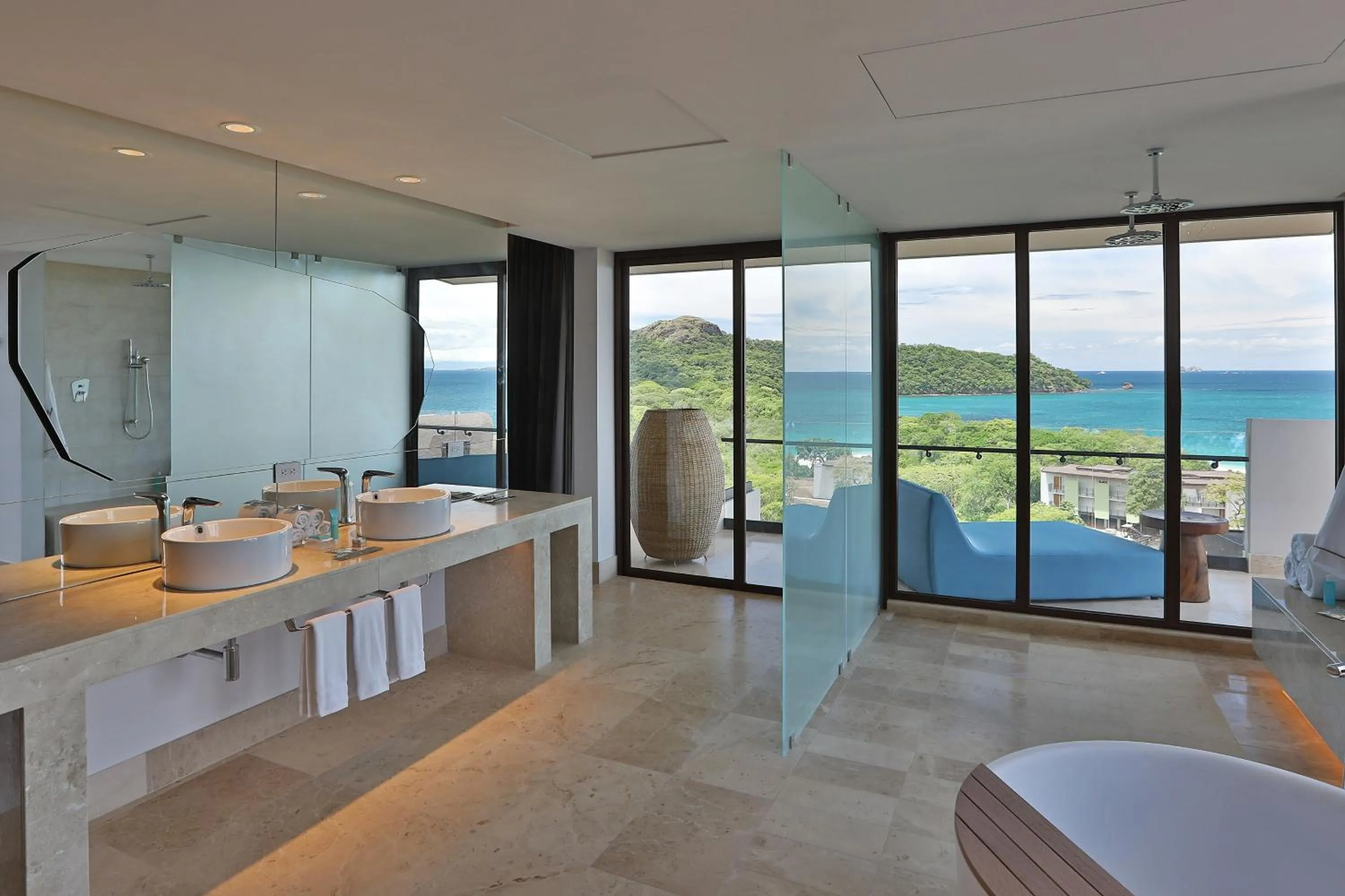 Bathroom, Bed in W Costa Rica Resort – Playa Conchal