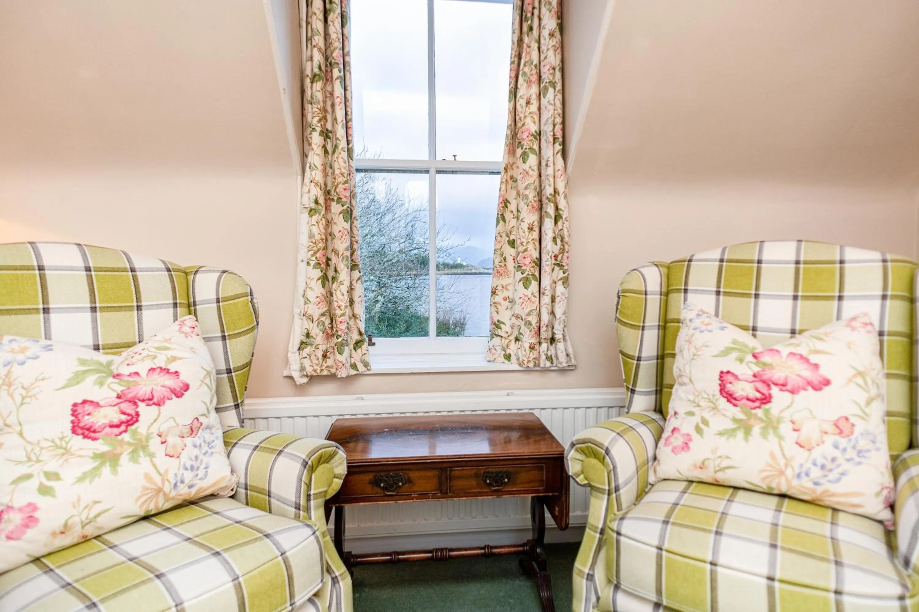 Seating area in Hotel Eilean Iarmain