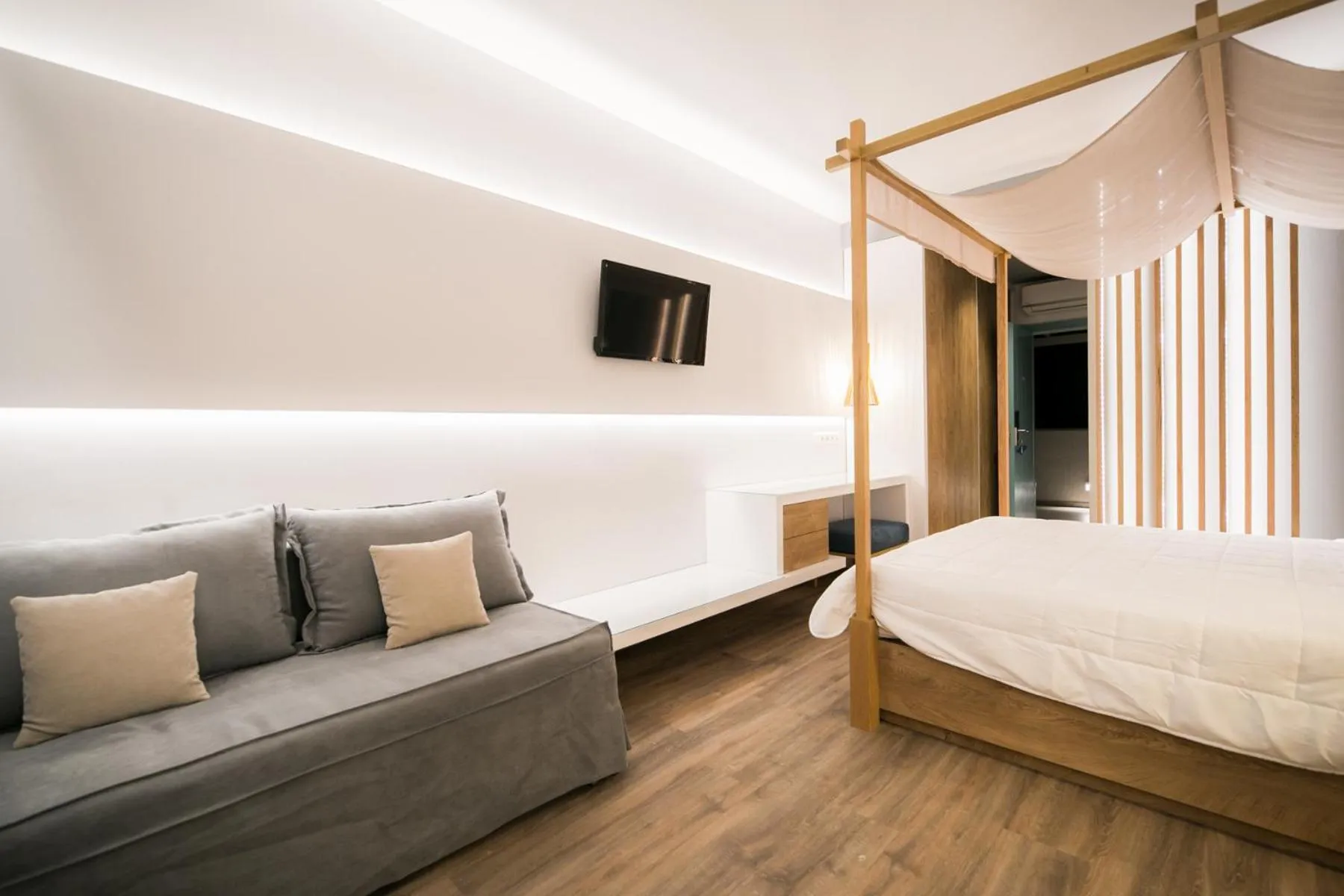 Bed in Sunrise Village Hotel Apartments