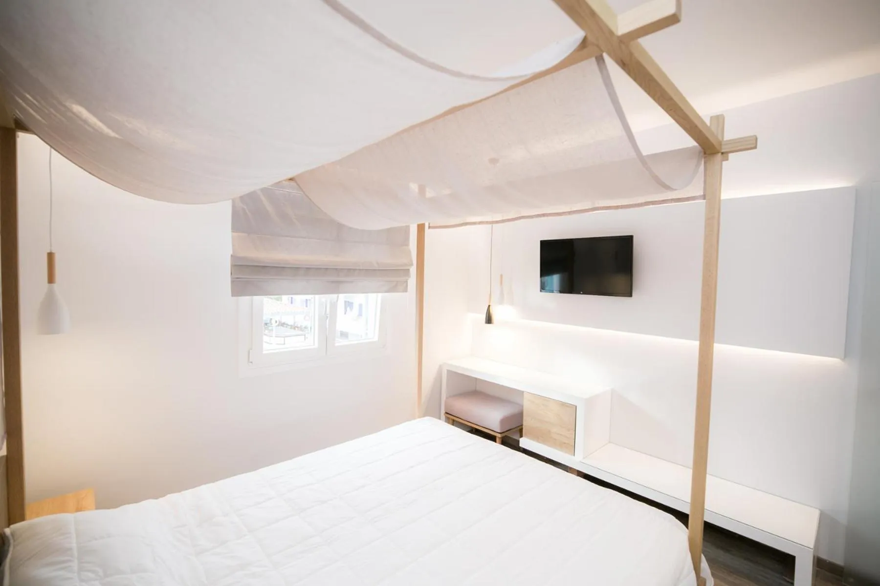 Bed in Sunrise Village Hotel Apartments