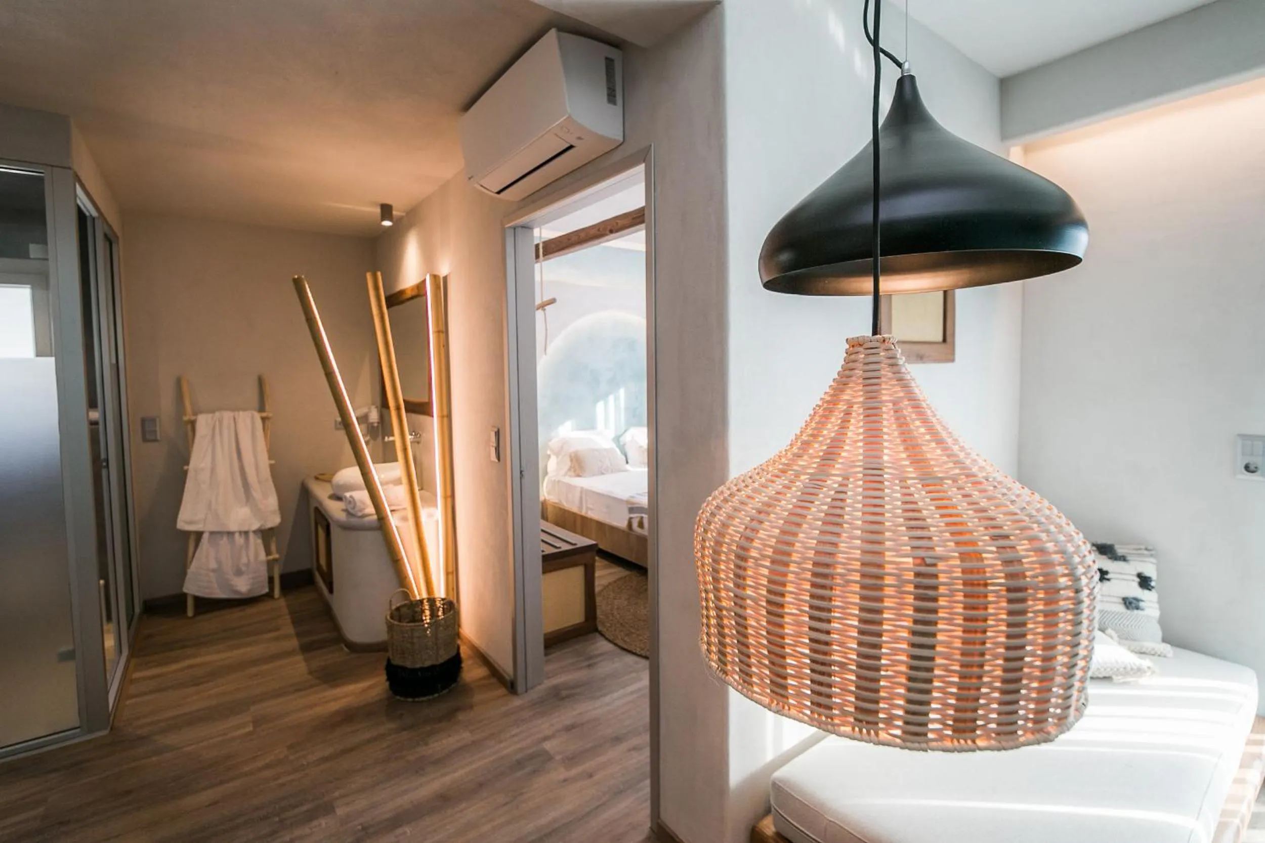 Decorative detail in Sunrise Village Hotel Apartments