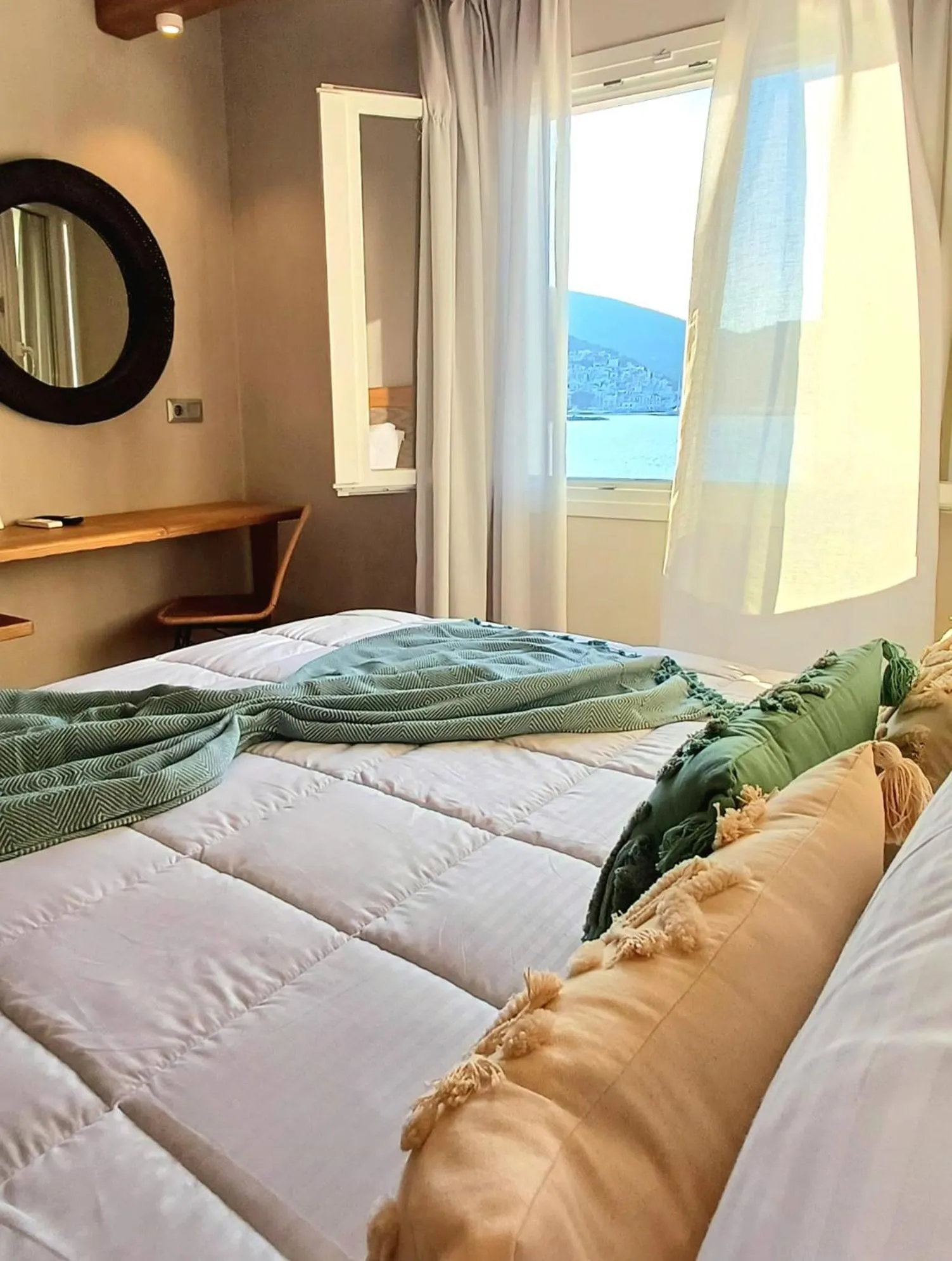 Bed in Sunrise Village Hotel Apartments