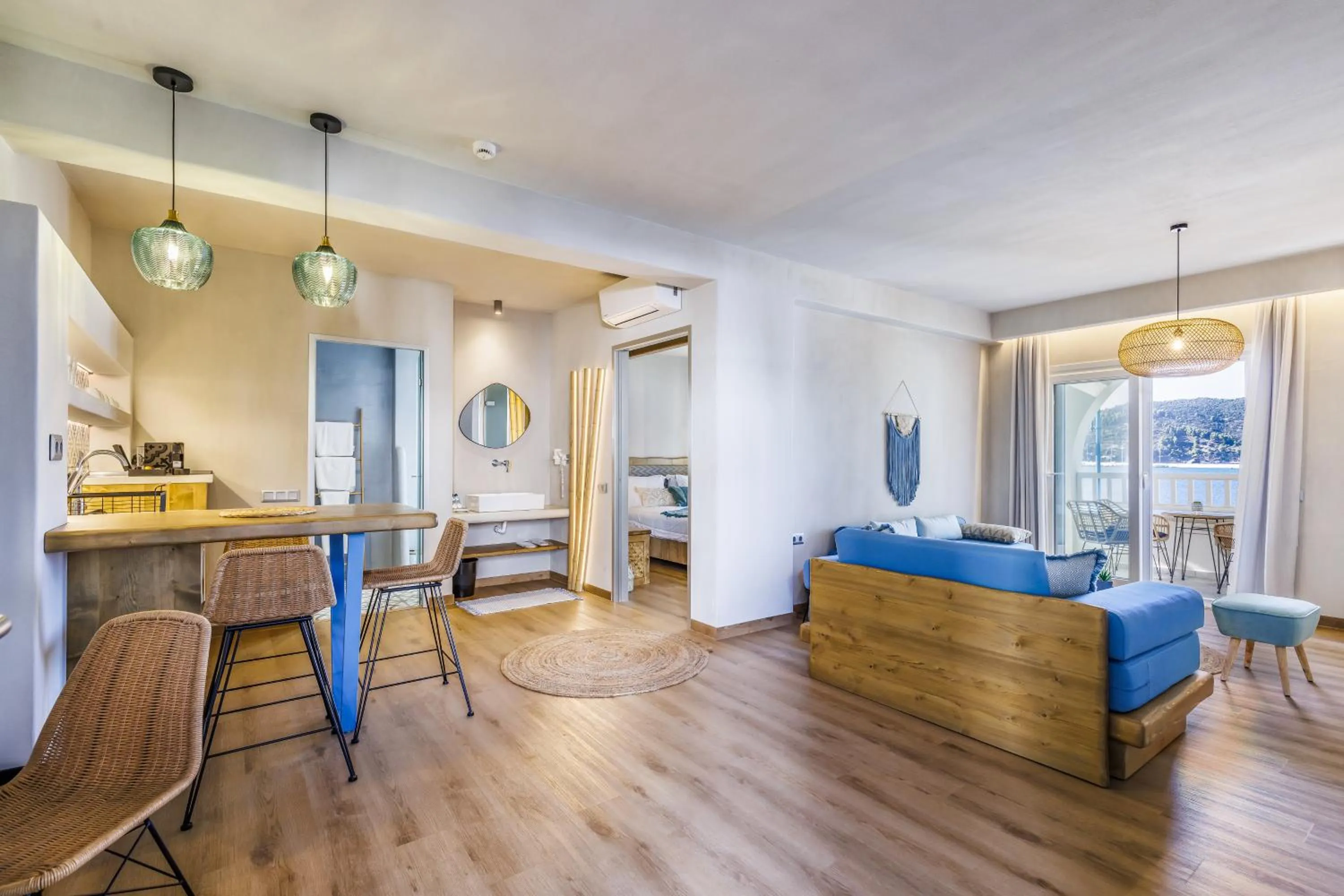 Seating area in Sunrise Village Hotel Apartments