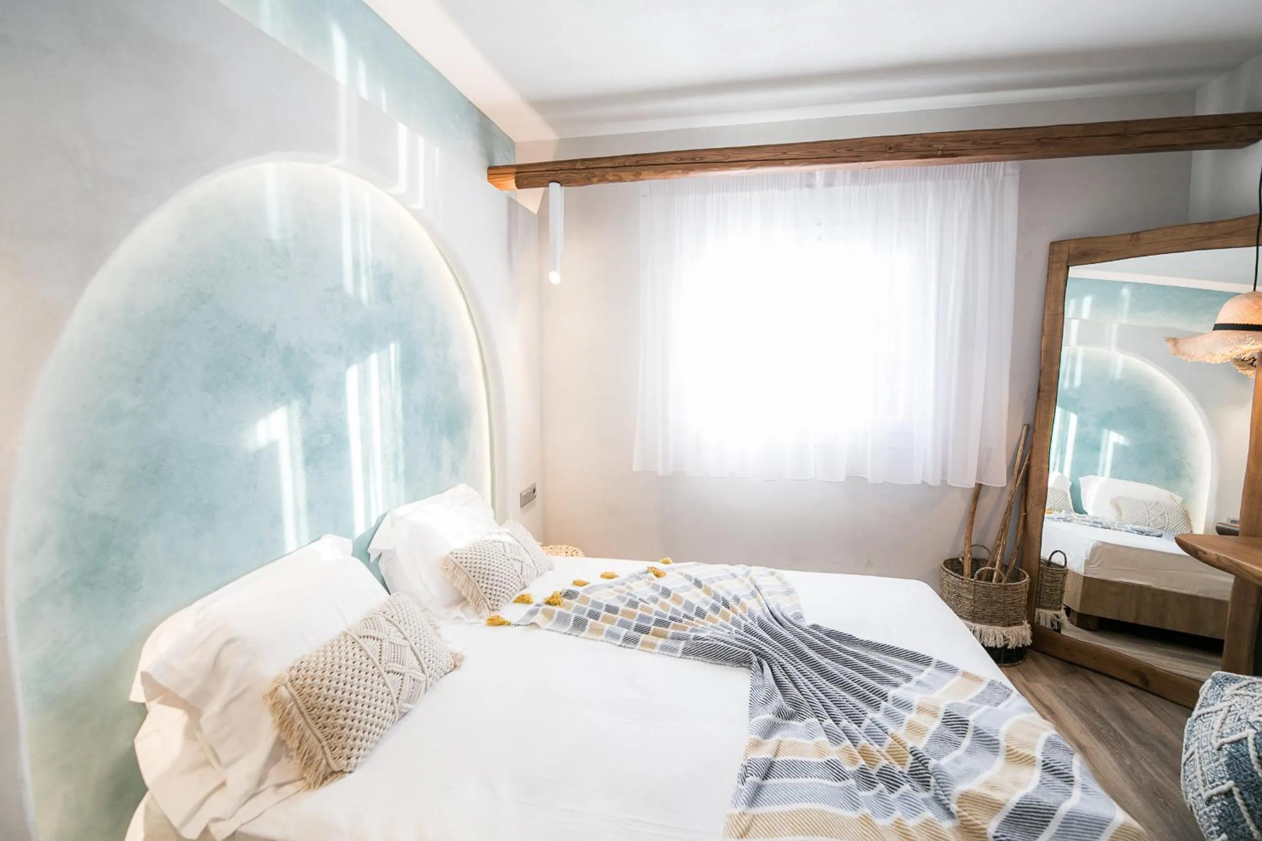 Bedroom, Bed in Sunrise Village Hotel Apartments