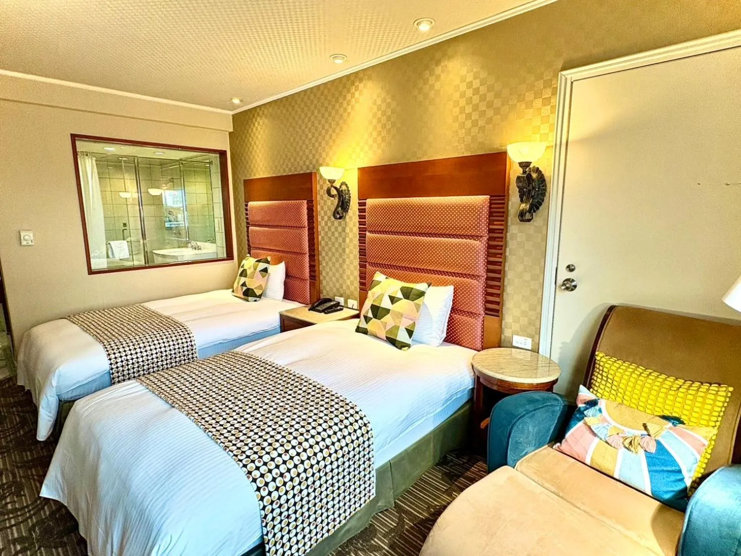 Bed in Hualien Charming City Hotel