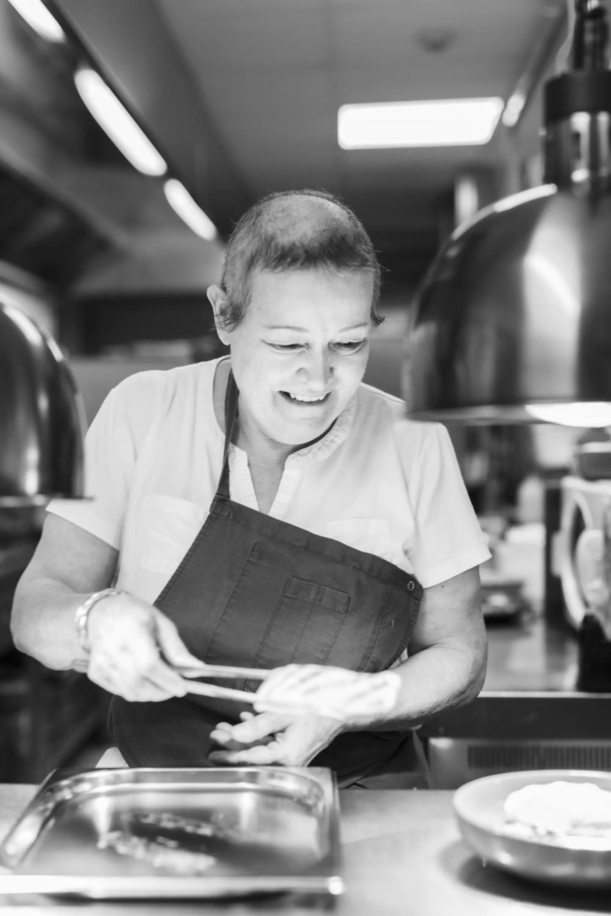 kitchen in Artémis Hôtel & Spa Bistro Coquet