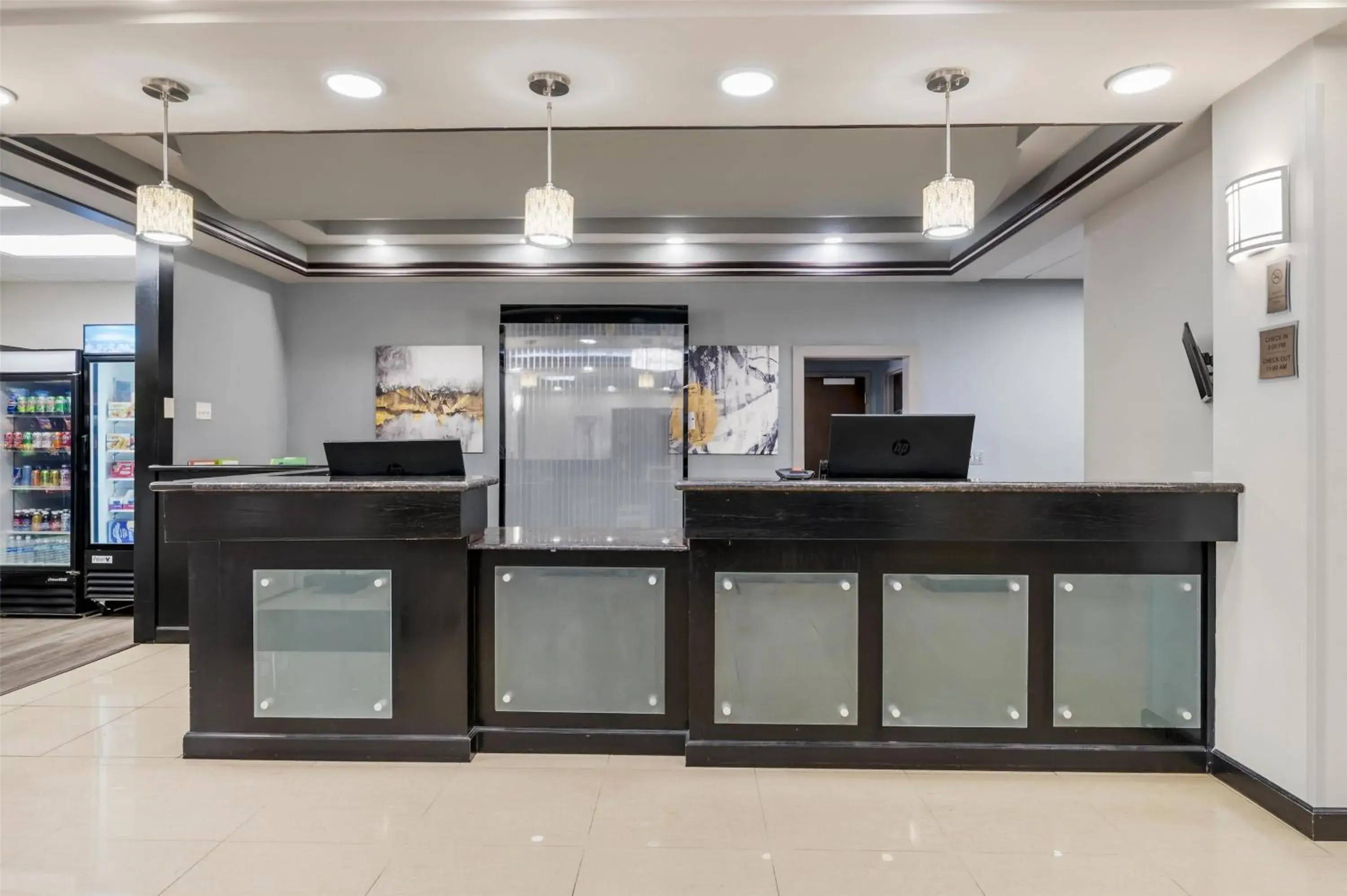 Lobby or reception in Best Western Plus JFK Inn & Suites Lobby or reception in Best Western Plus JFK Inn & Suites