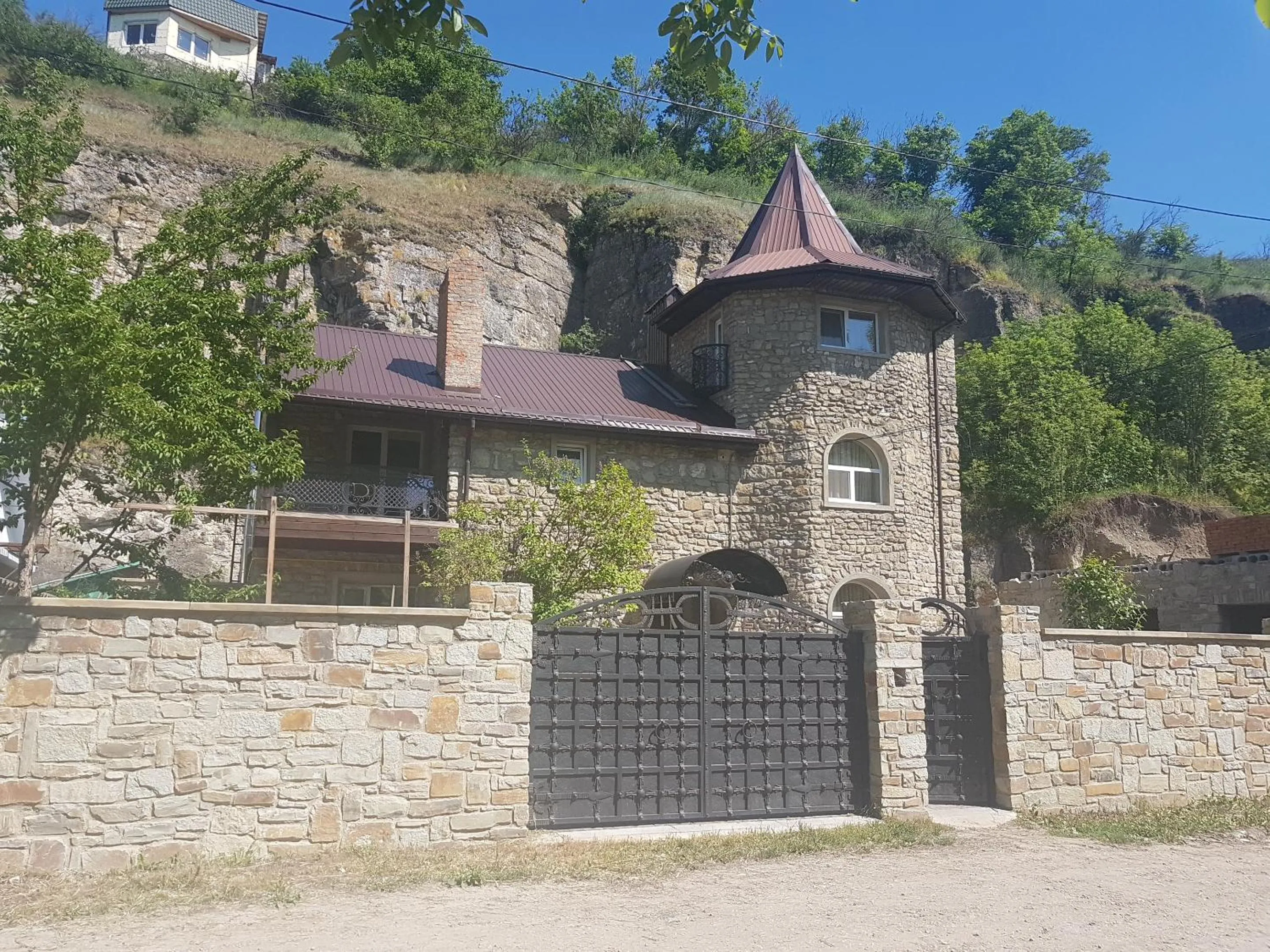 Smotrytska Vezha