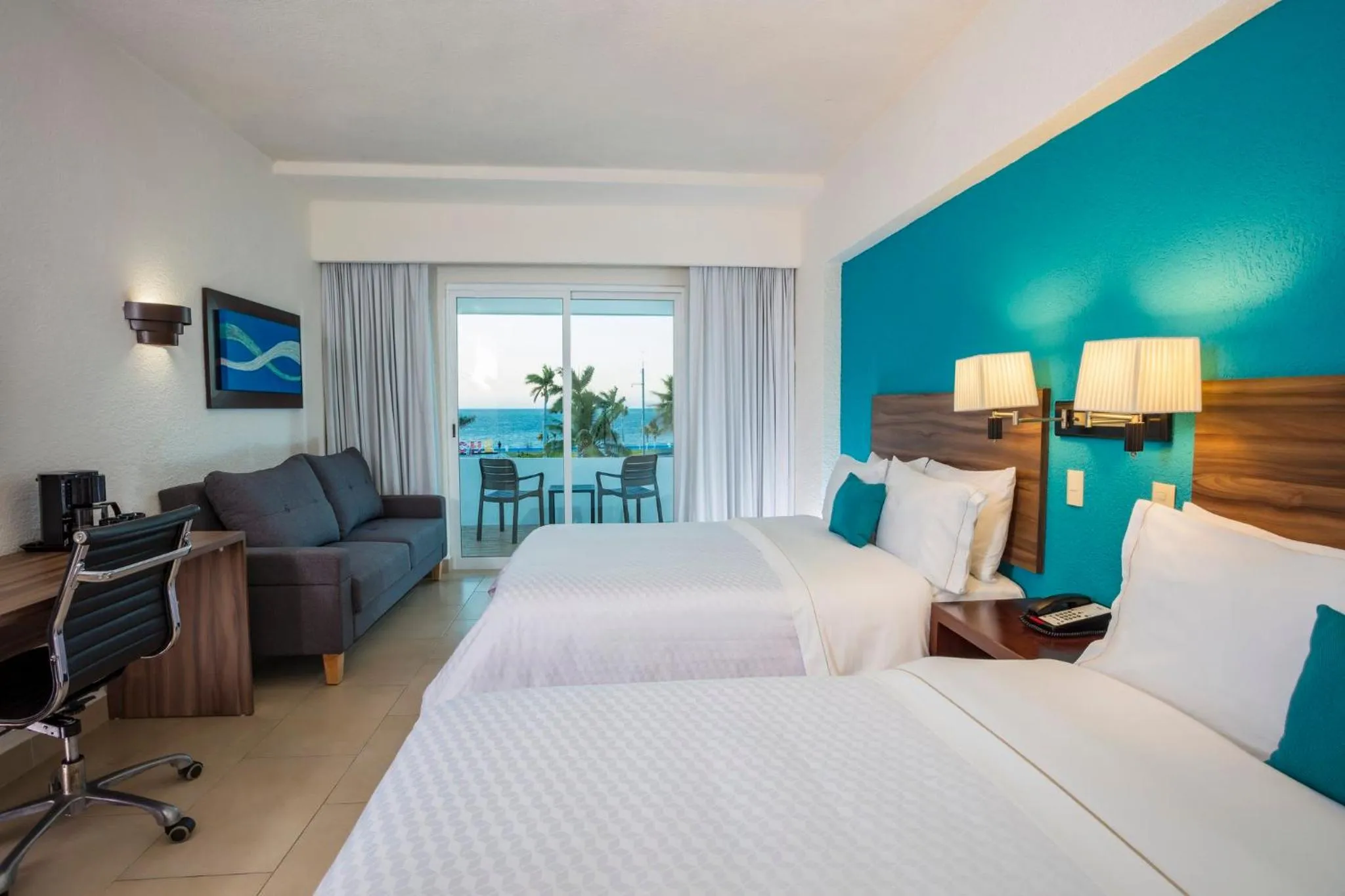 Bedroom in Gamma Campeche Malecon