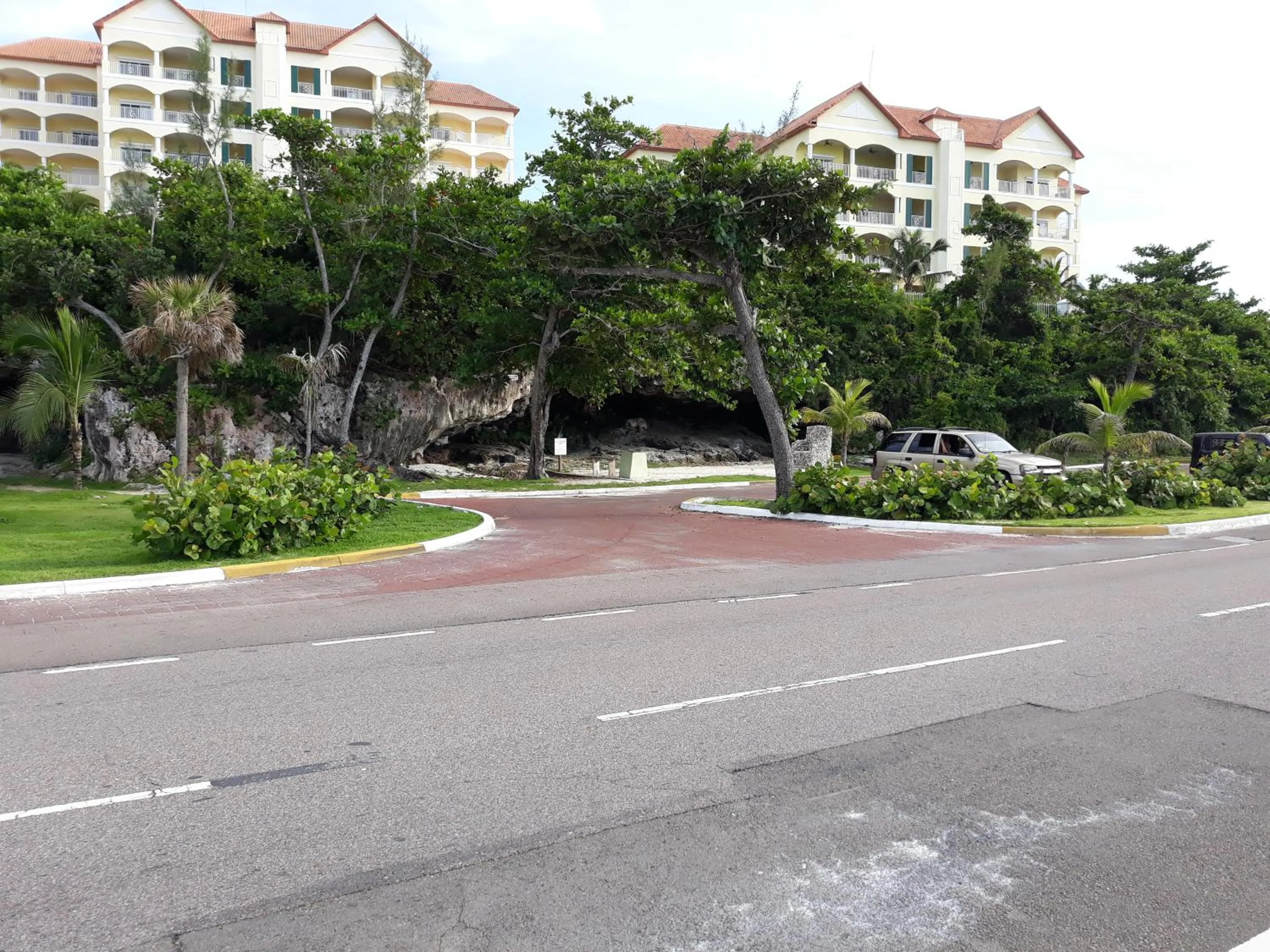 Nearby landmark in BELL At The Airport Suites Adults Only - Free Airport Transportation