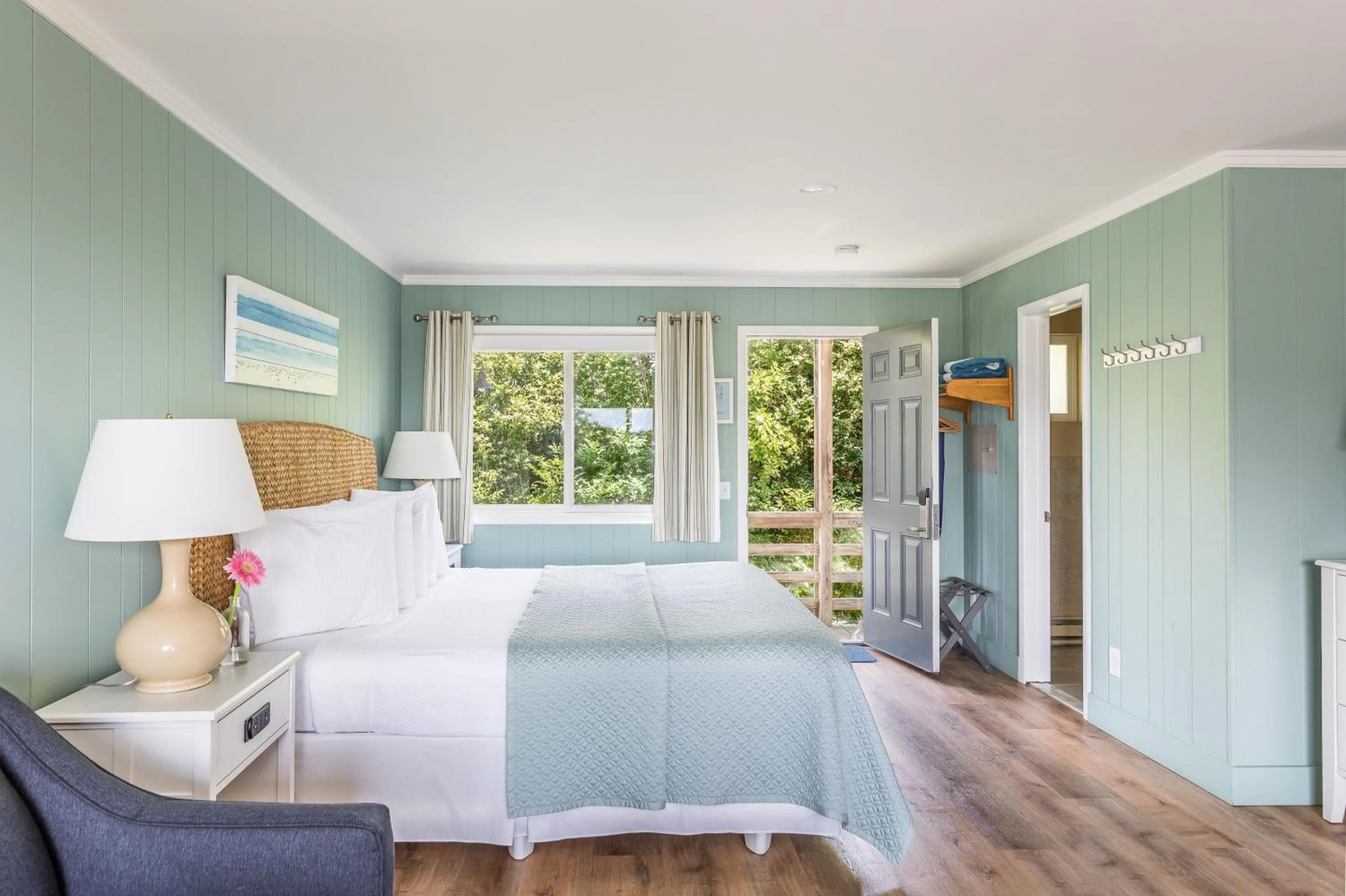 Bed in Hartman's Briney Breezes Beach Resort