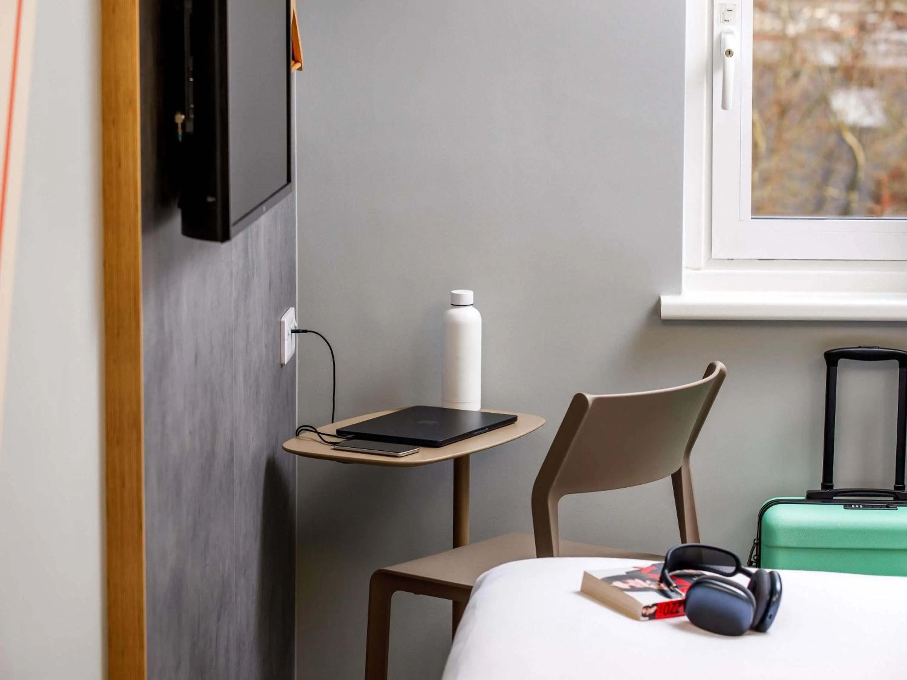 Bedroom in ibis budget Birmingham Centre