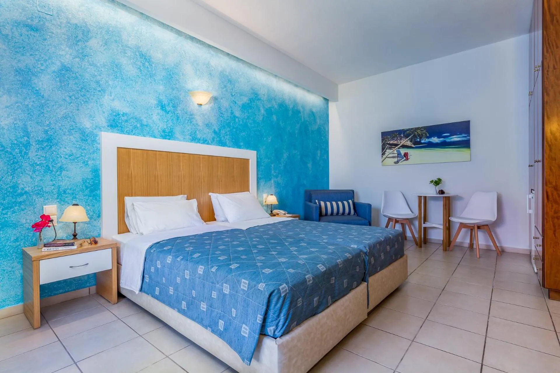 Photo of the whole room, Bed in Aeolos Hotel