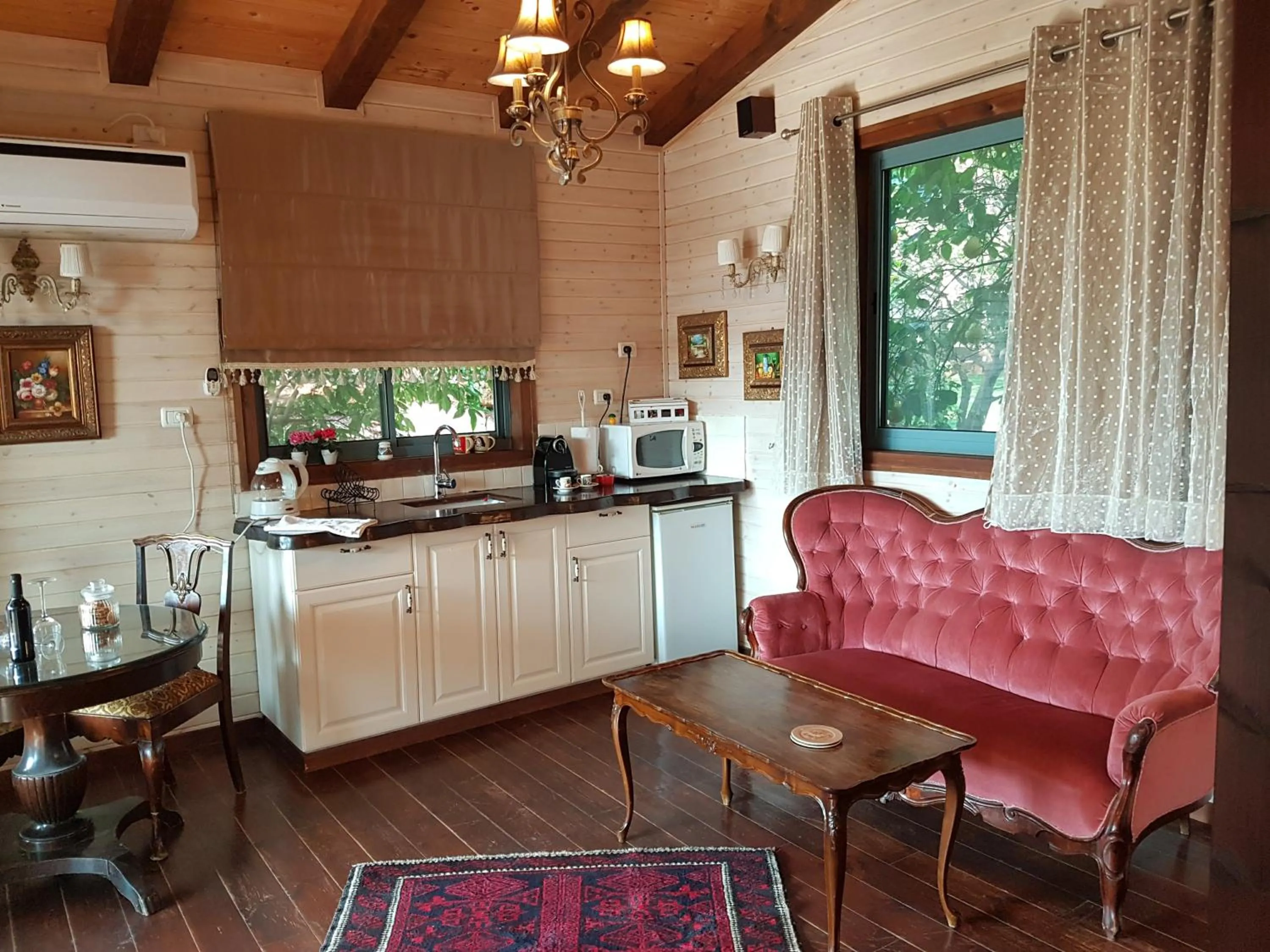 Kitchen or kitchenette in Betzel Ha'Ella