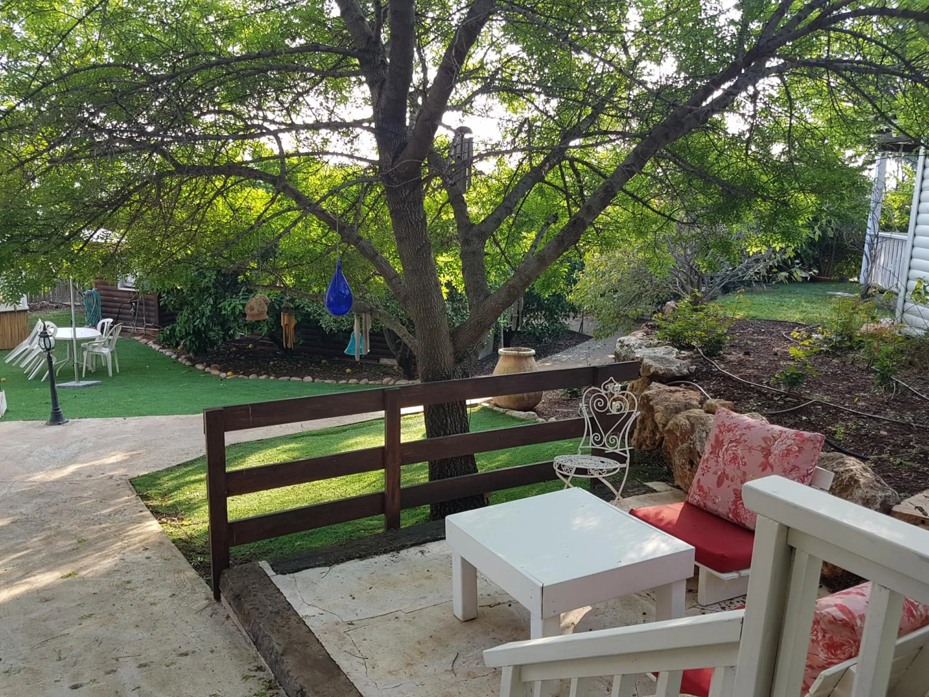 Garden in Betzel Ha'Ella