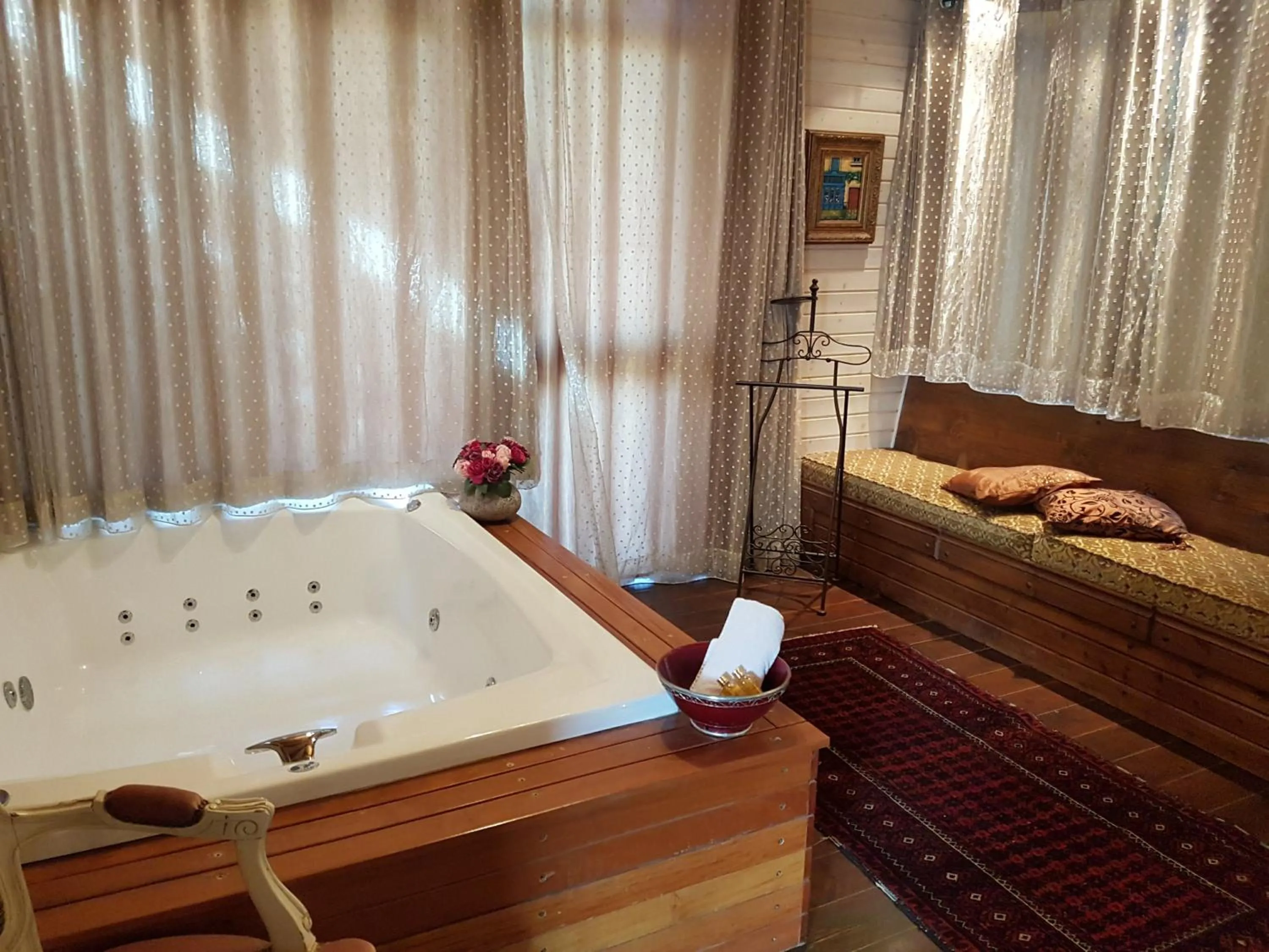 Living room, Bed in Betzel Ha'Ella