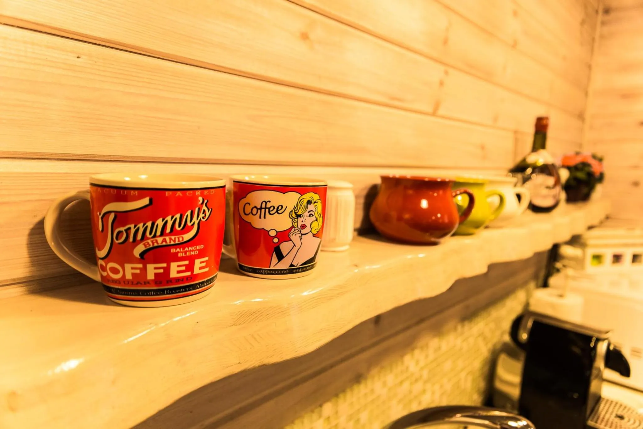 Coffee/tea facilities in Betzel Ha'Ella