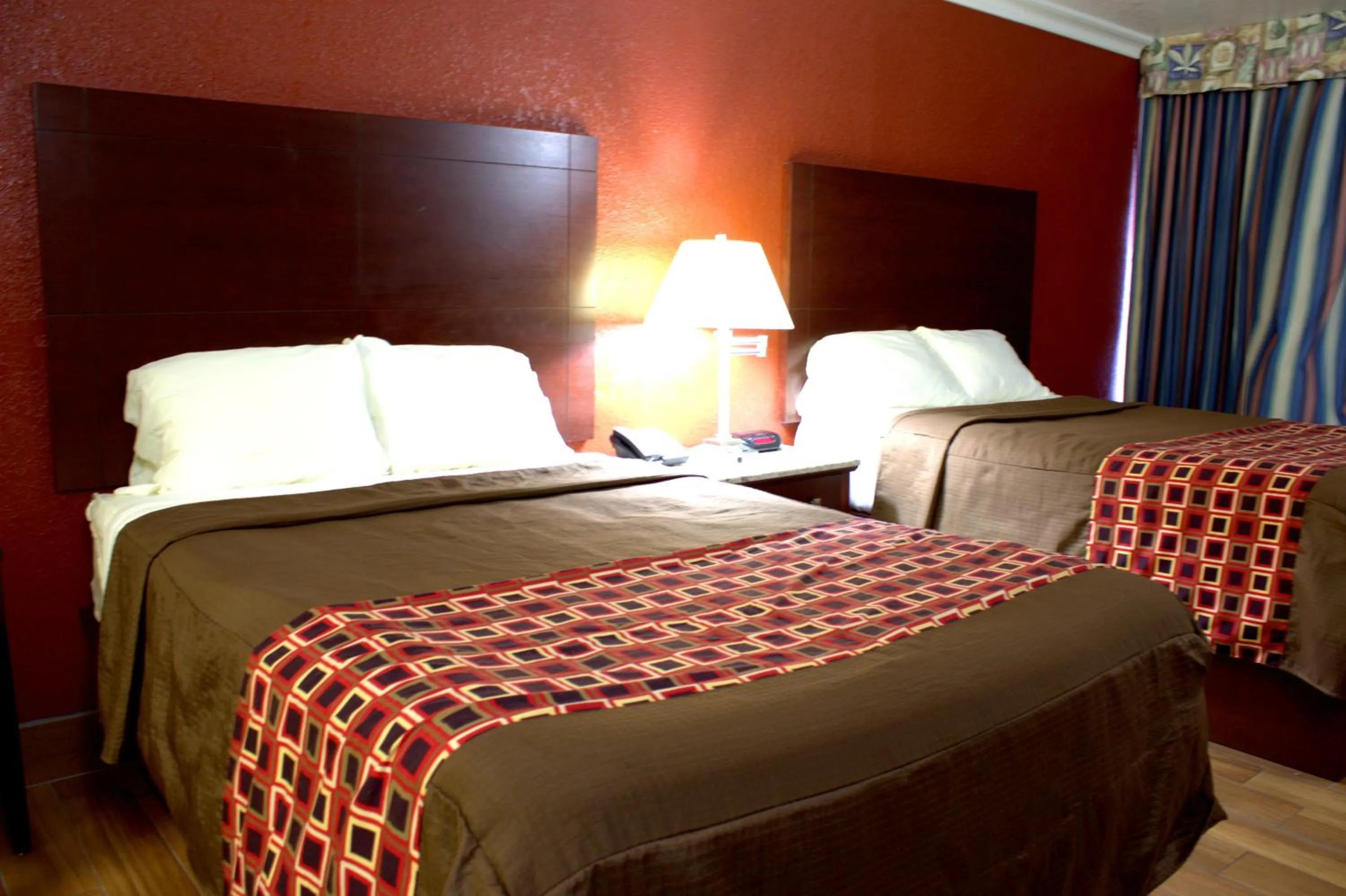 Bedroom in Polynesian Inn