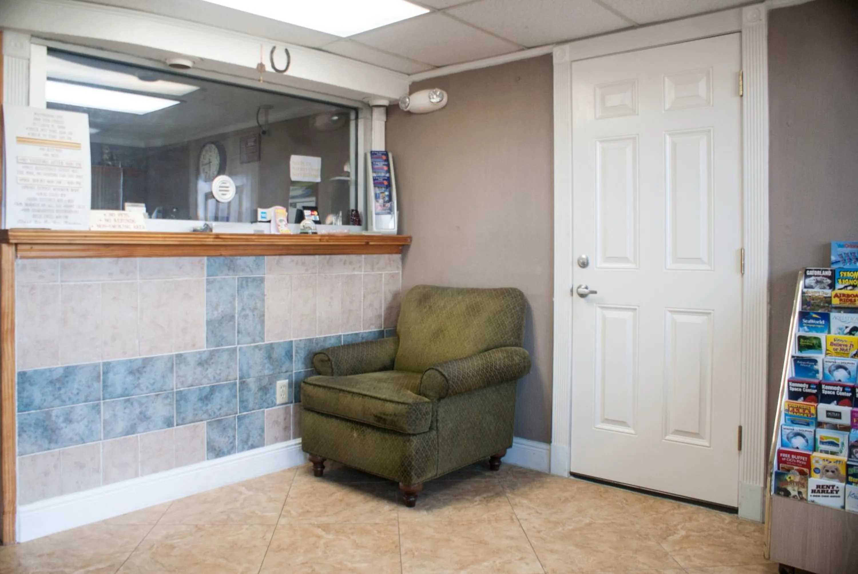 Lobby or reception in Polynesian Inn