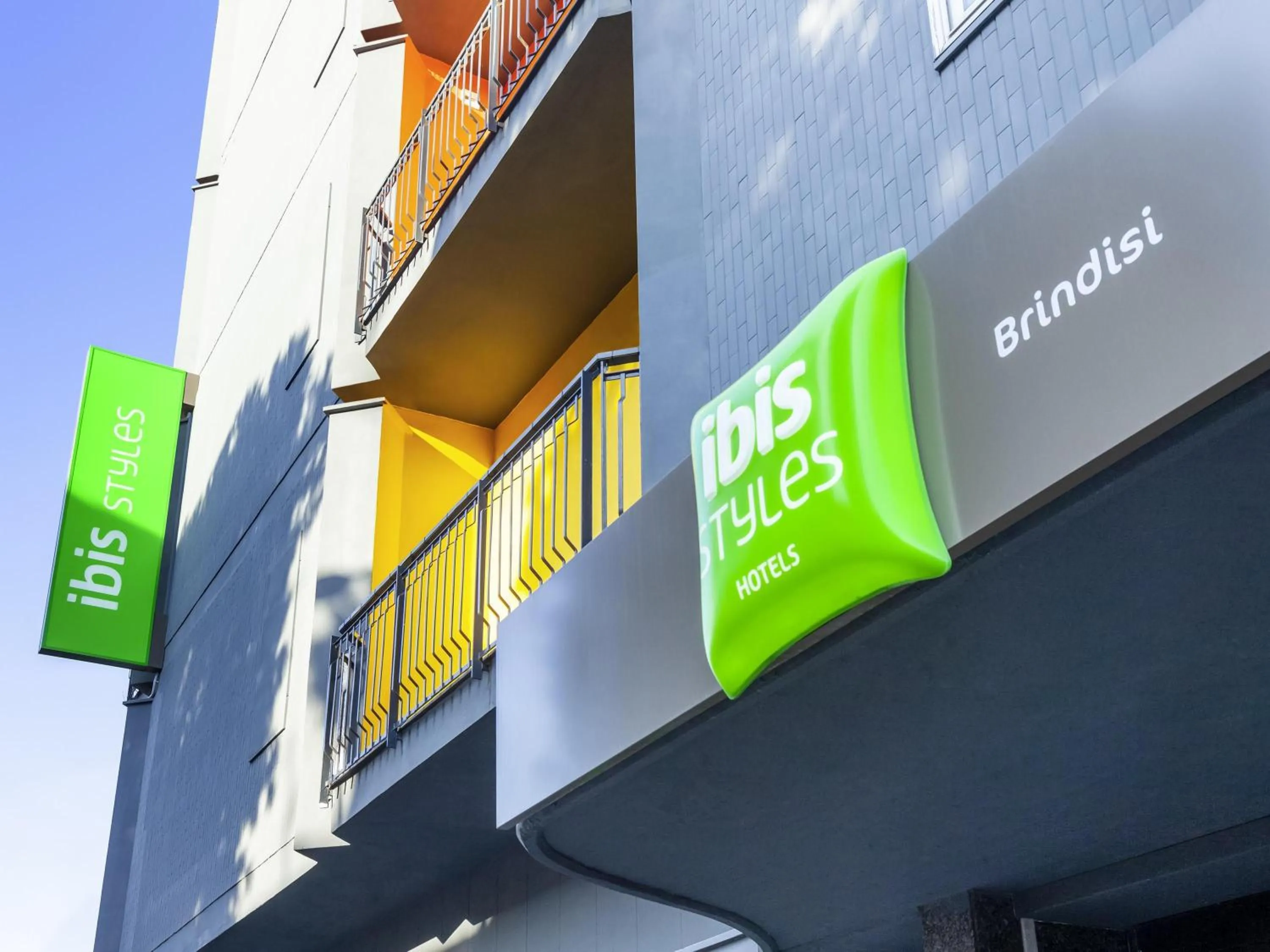 Property building in Ibis Styles Brindisi