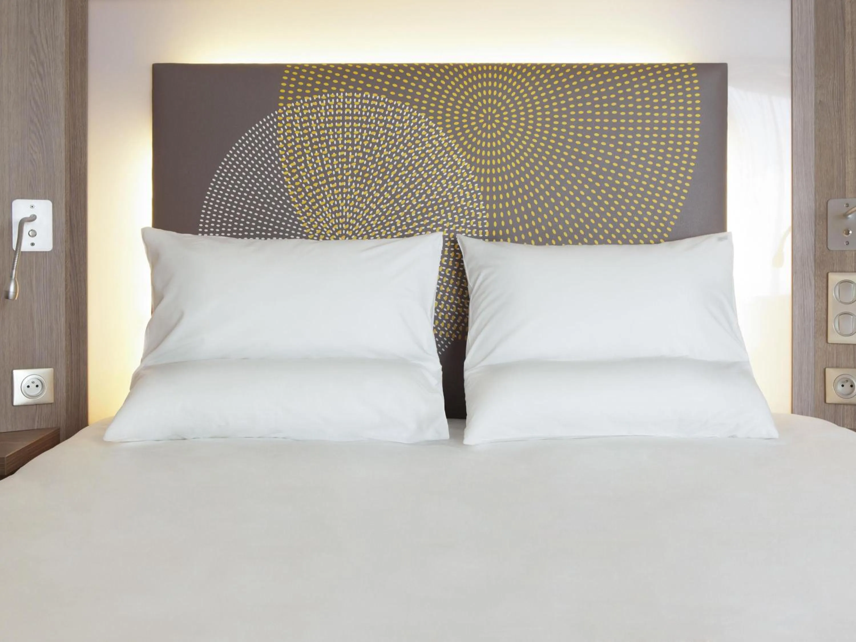 Bedroom, Bed in Novotel Mohammedia