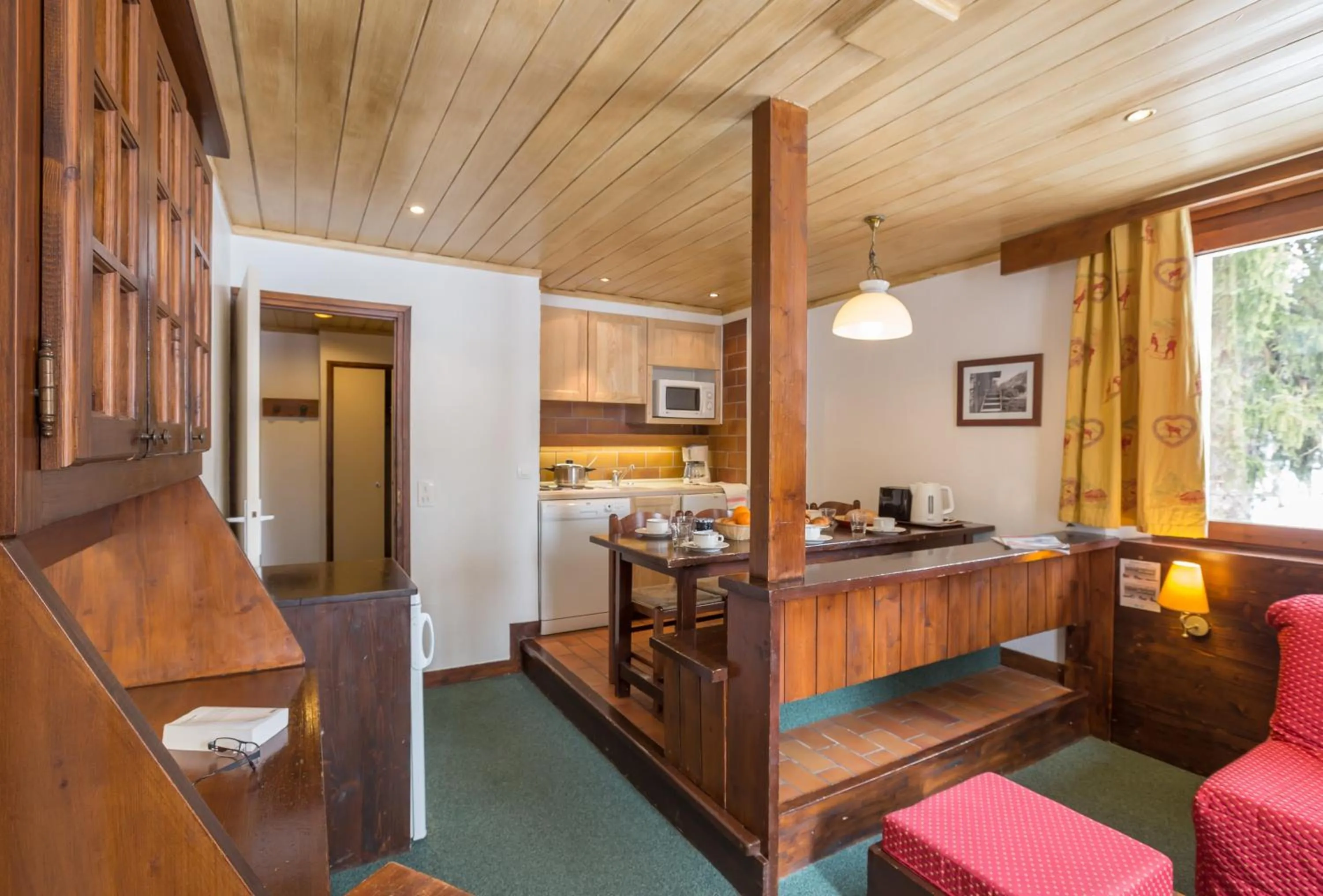 Kitchen or kitchenette in Résidence Pierre & Vacances Le Mont d'Arbois