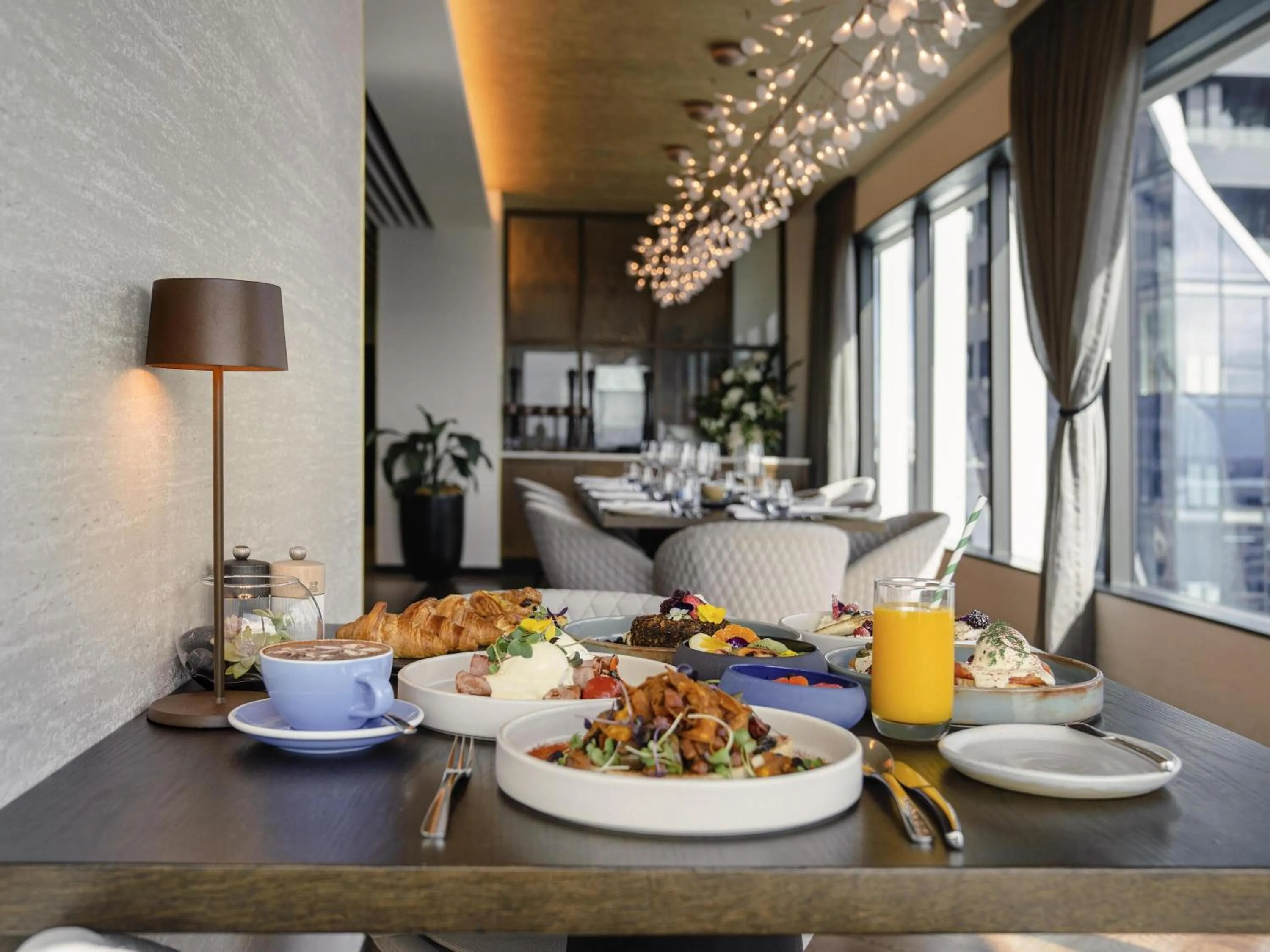 Breakfast in SO/ Auckland