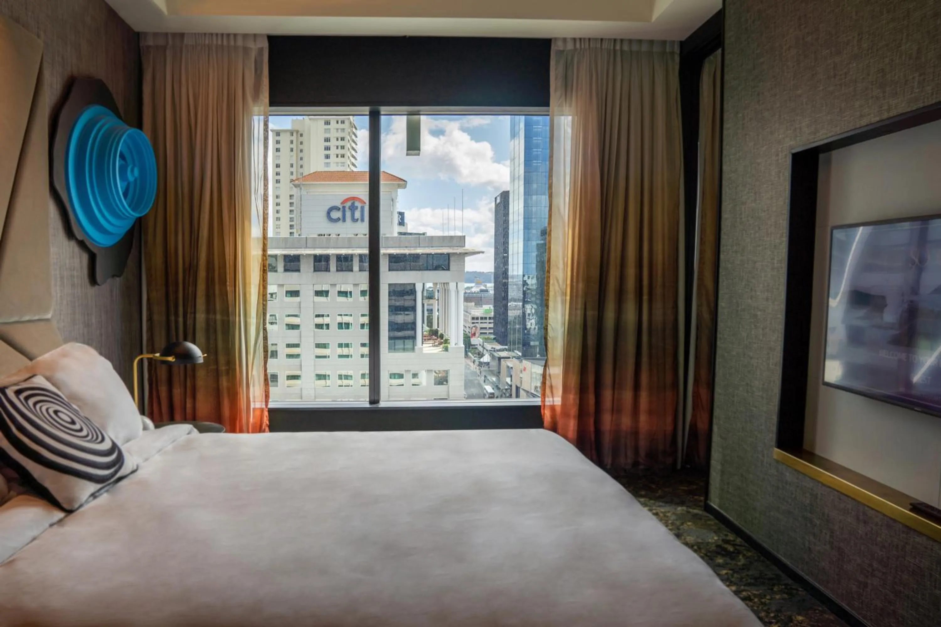 Bedroom, Bed in SO/ Auckland