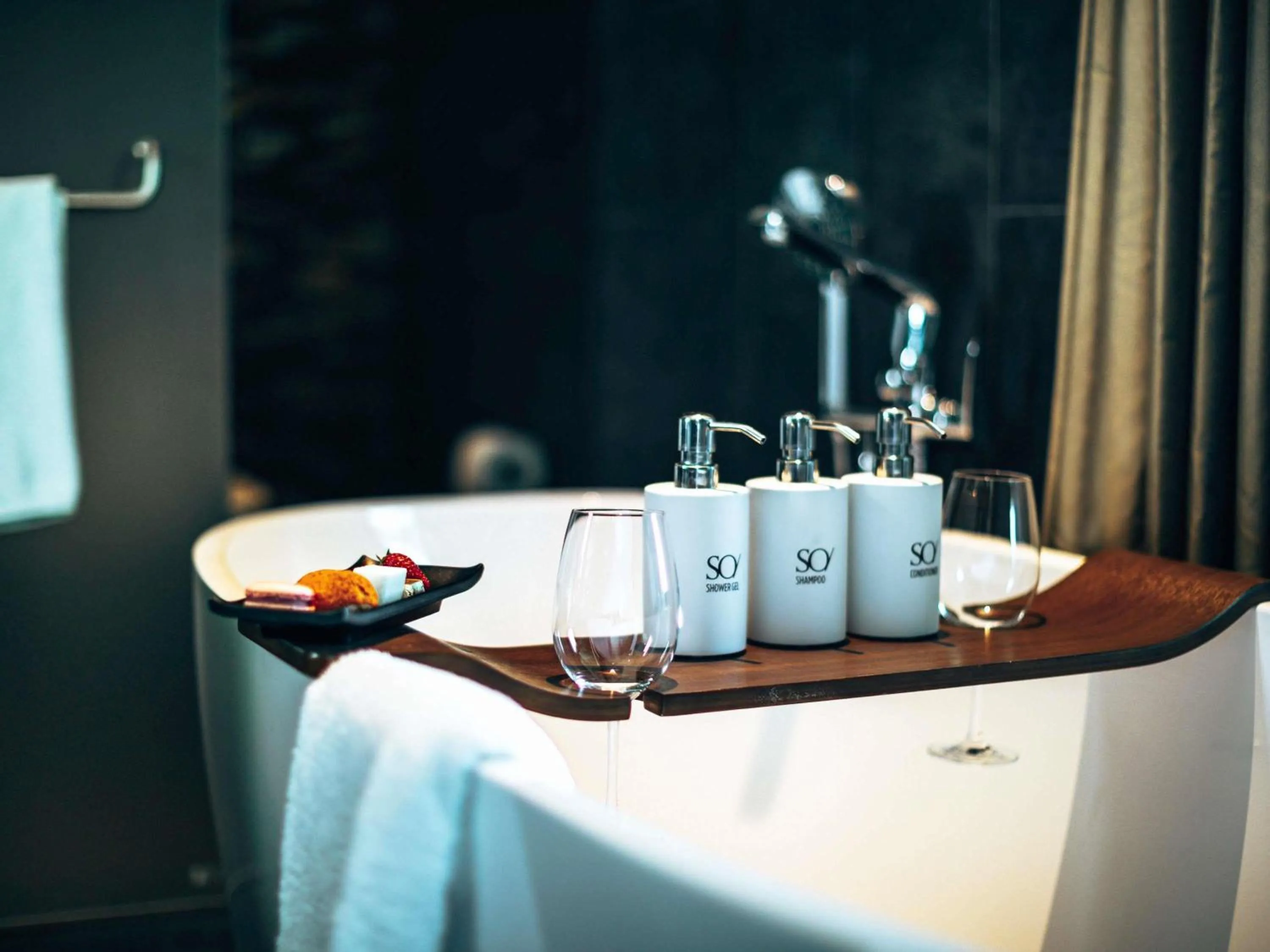 Bedroom in SO/ Auckland