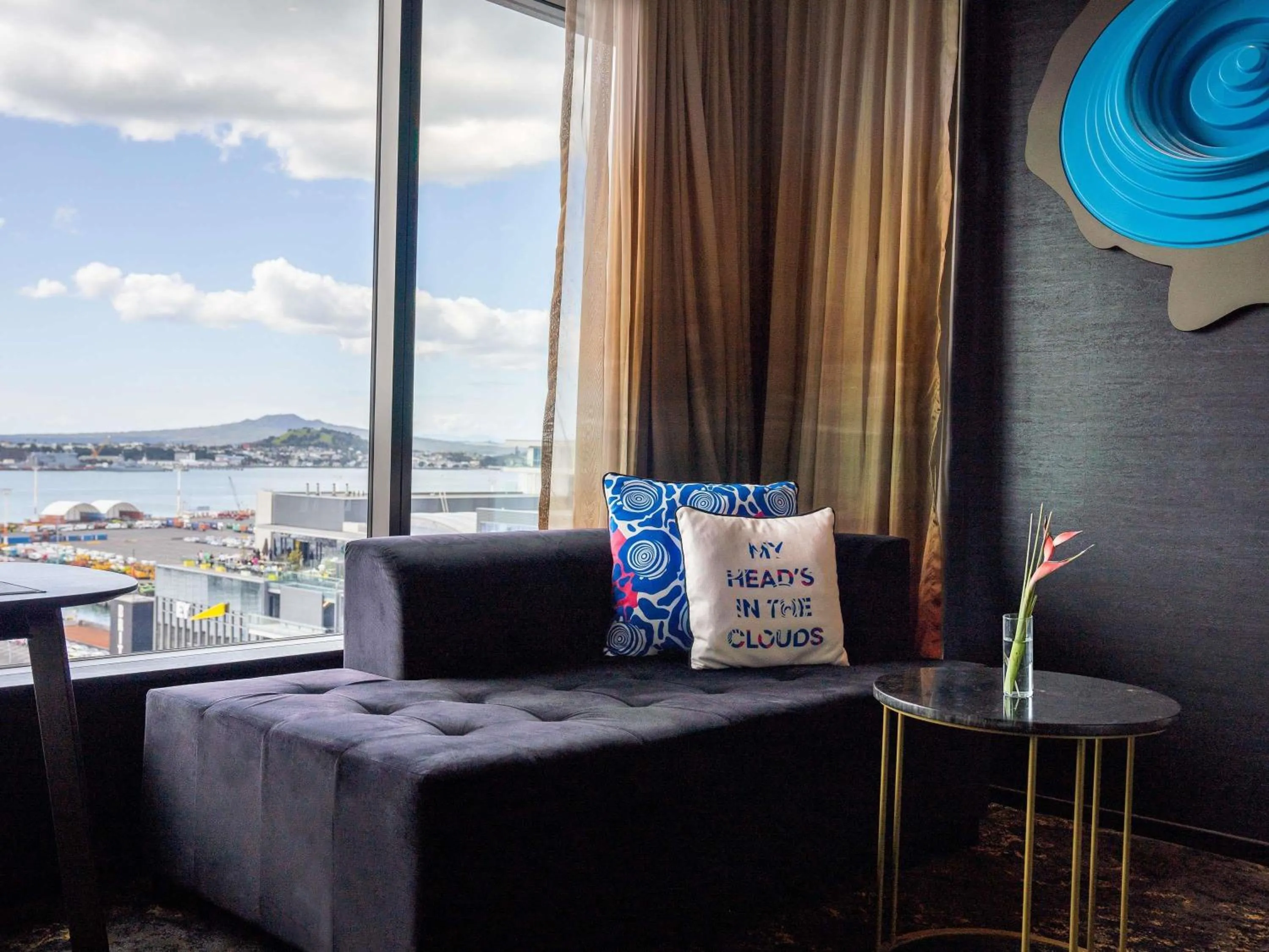 Bedroom in SO/ Auckland