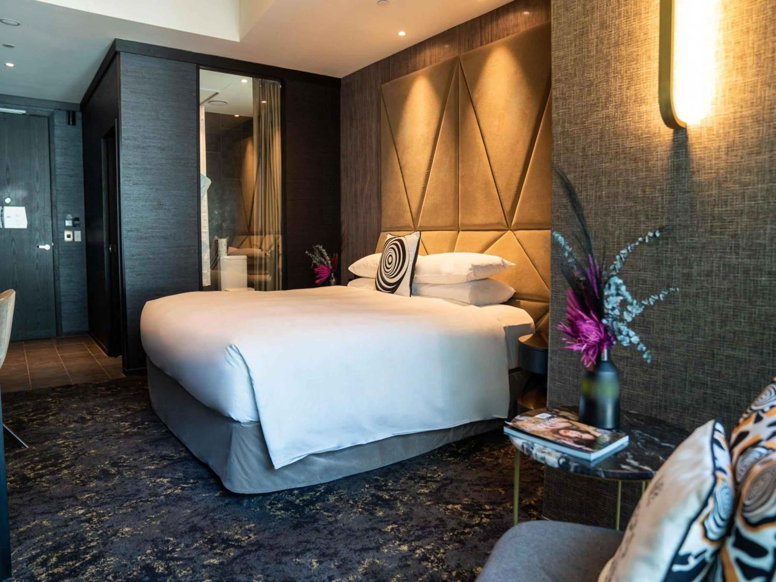 Bedroom, Bed in SO/ Auckland