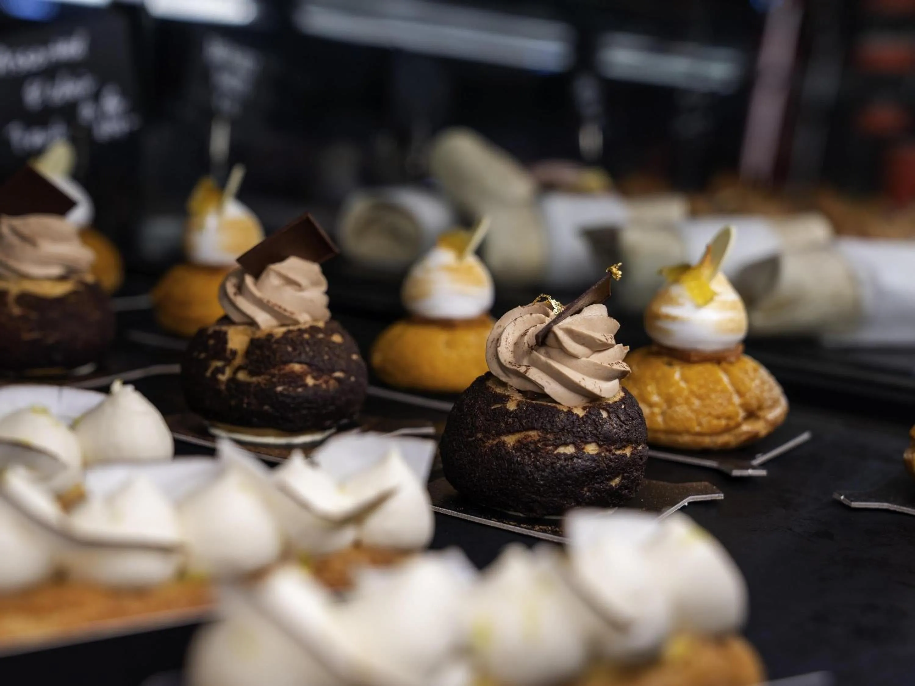 Restaurant/places to eat in SO/ Auckland