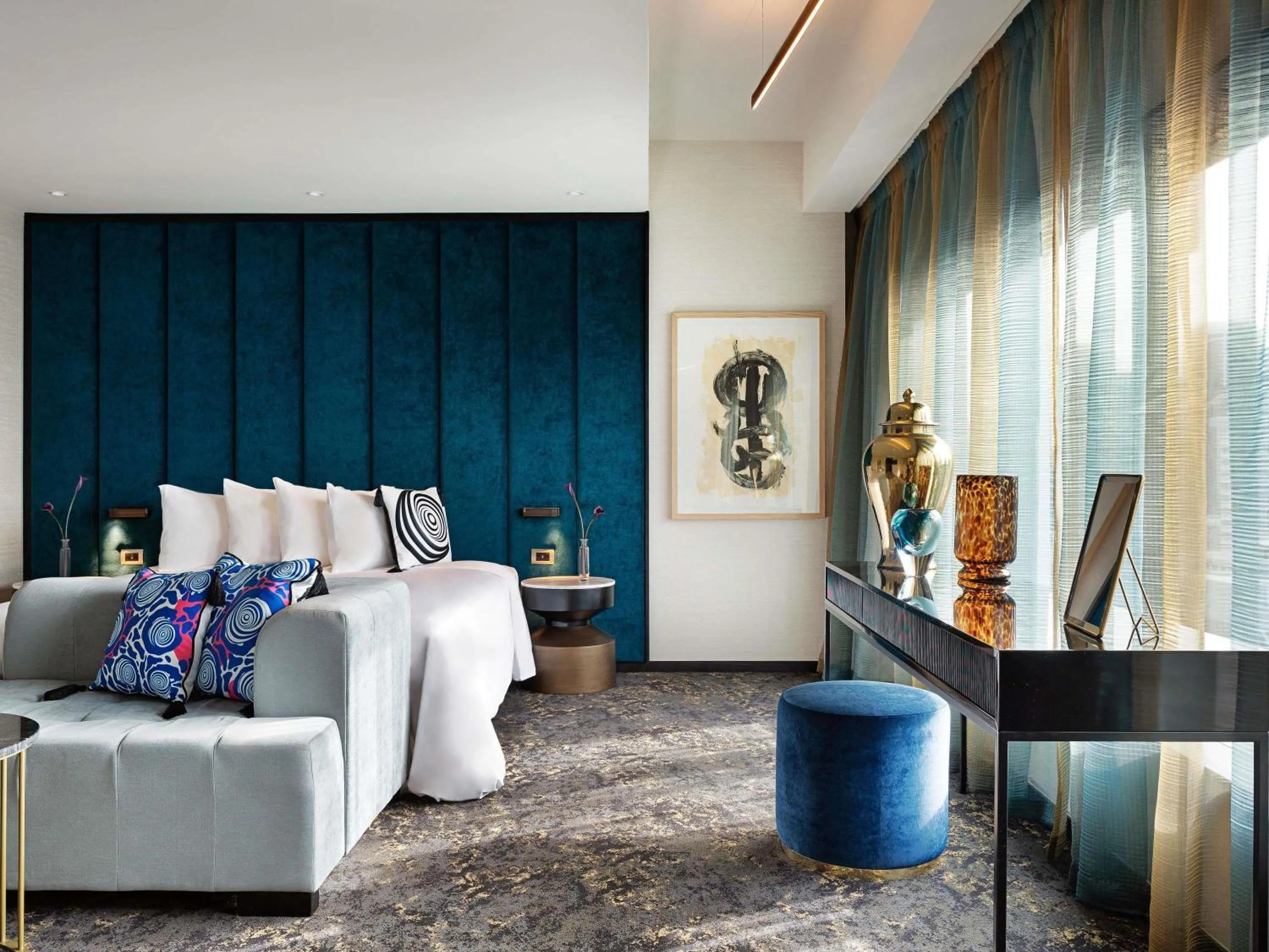 Photo of the whole room in SO/ Auckland