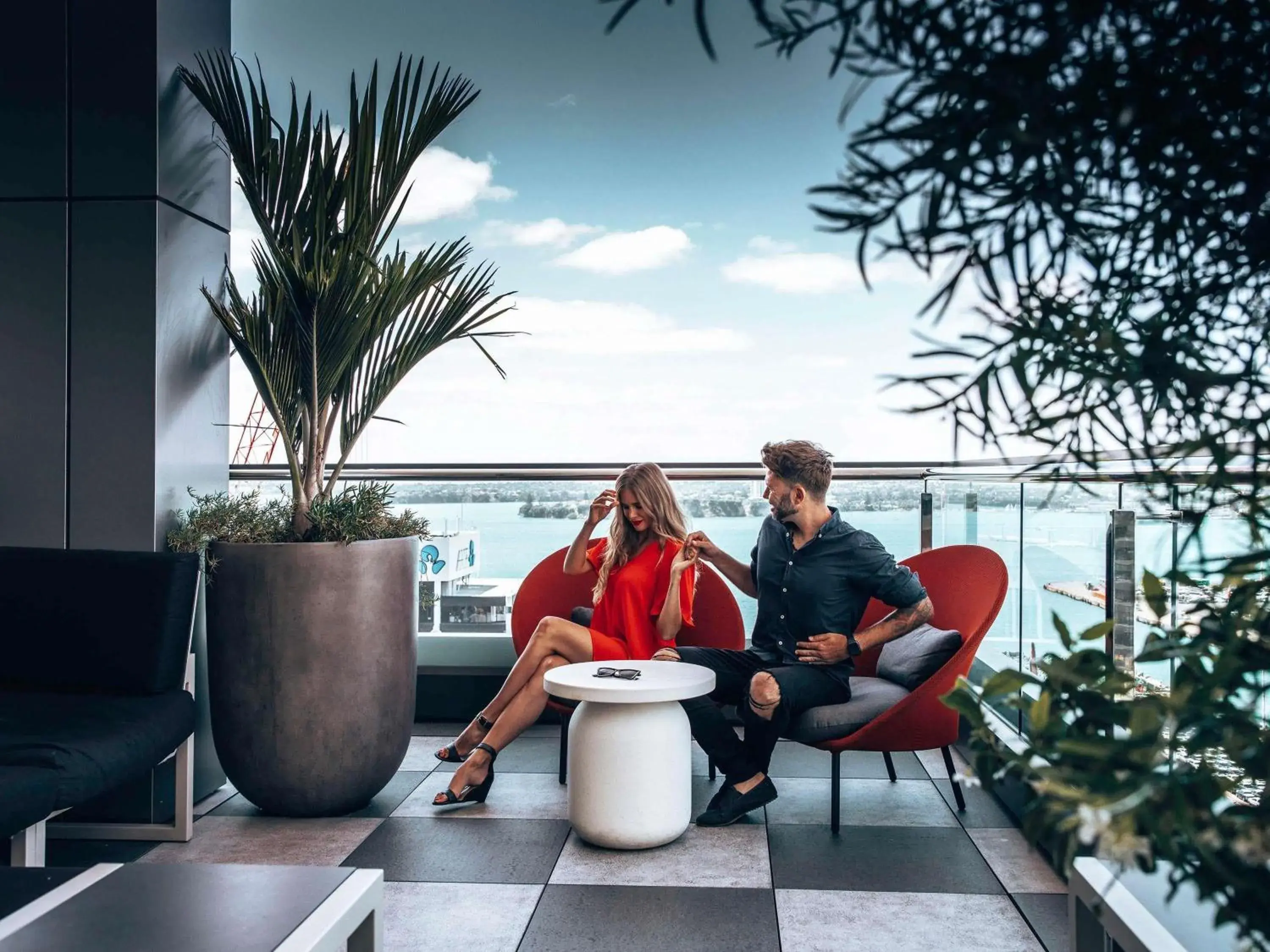 Lounge or bar in SO/ Auckland Lounge or bar in SO/ Auckland