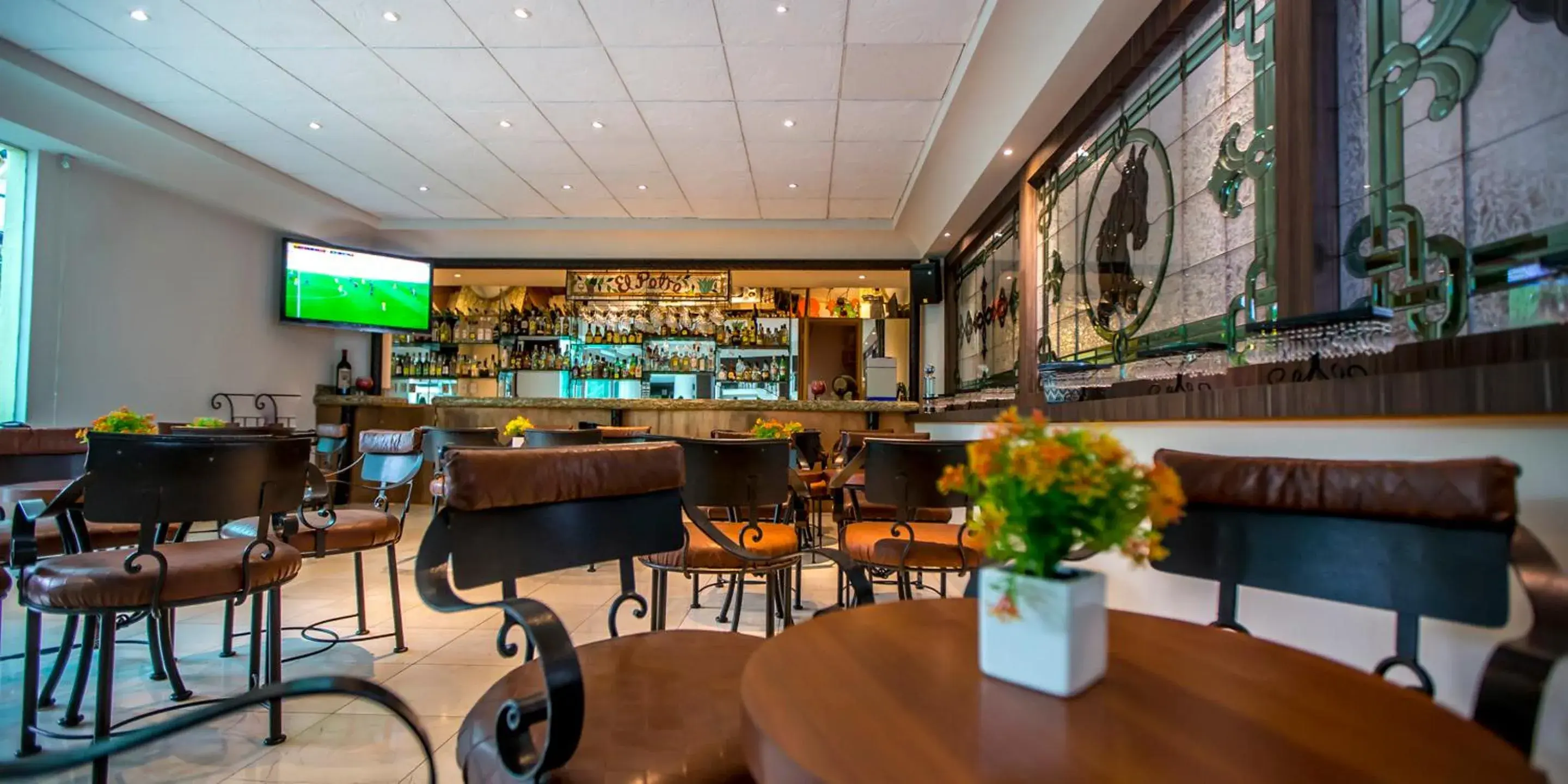 Restaurant/places to eat in Plaza Poblana Restaurant/places to eat in Plaza Poblana