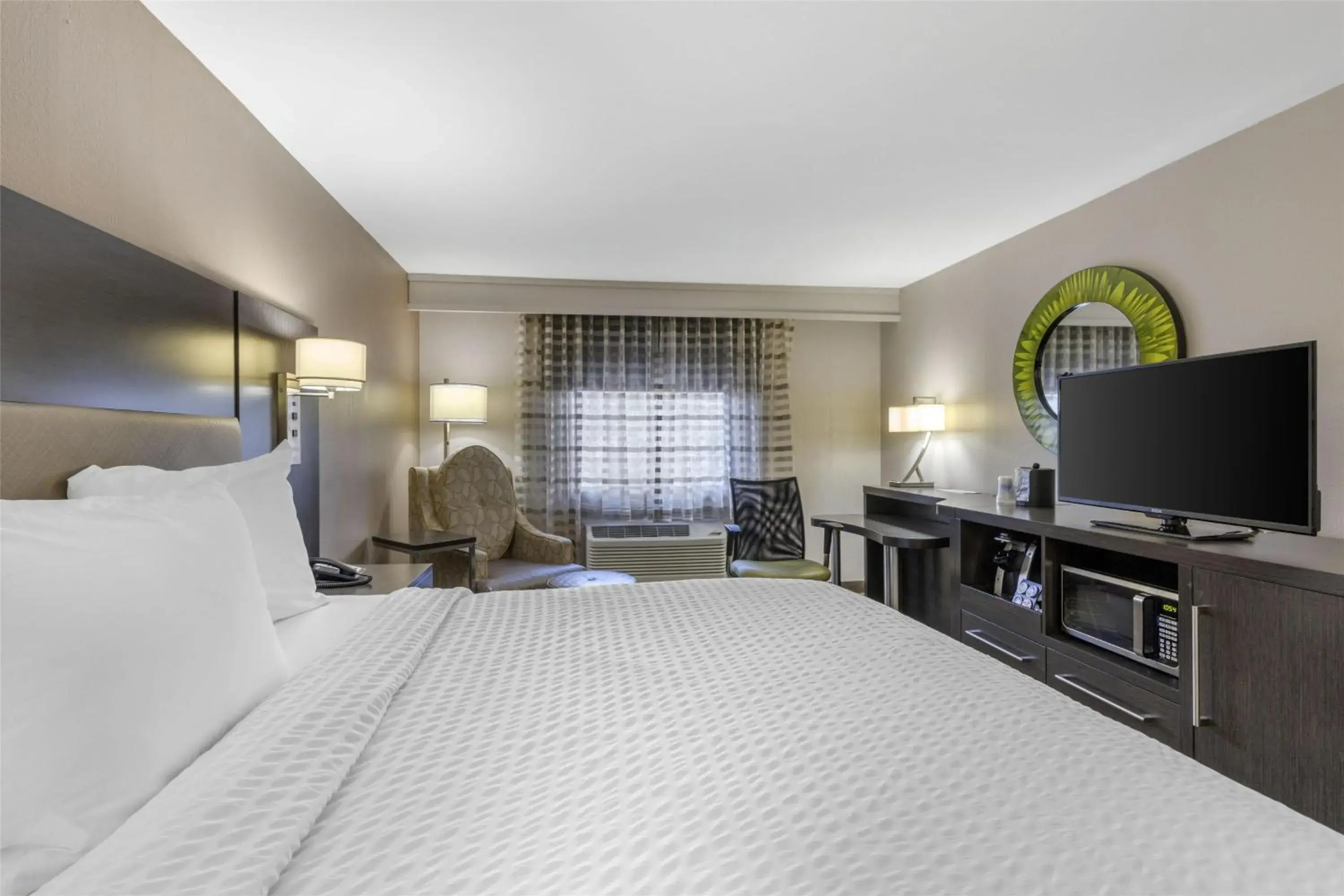 Bedroom, Bed in Best Western Plus Clemson Hotel & Conference Center Bedroom, Bed in Best Western Plus Clemson Hotel & Conference Center