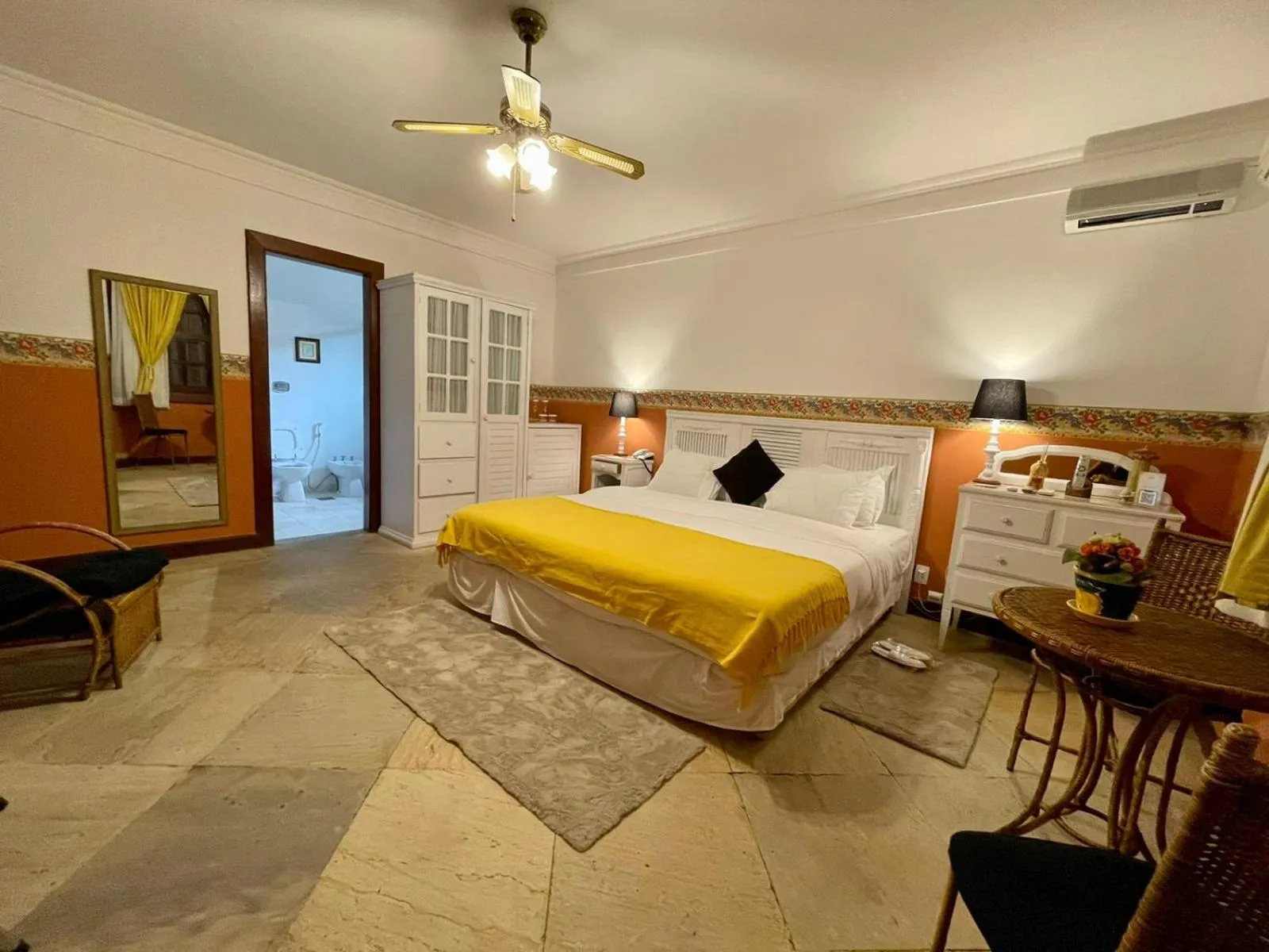 Bed in Quinta da Paz Resort