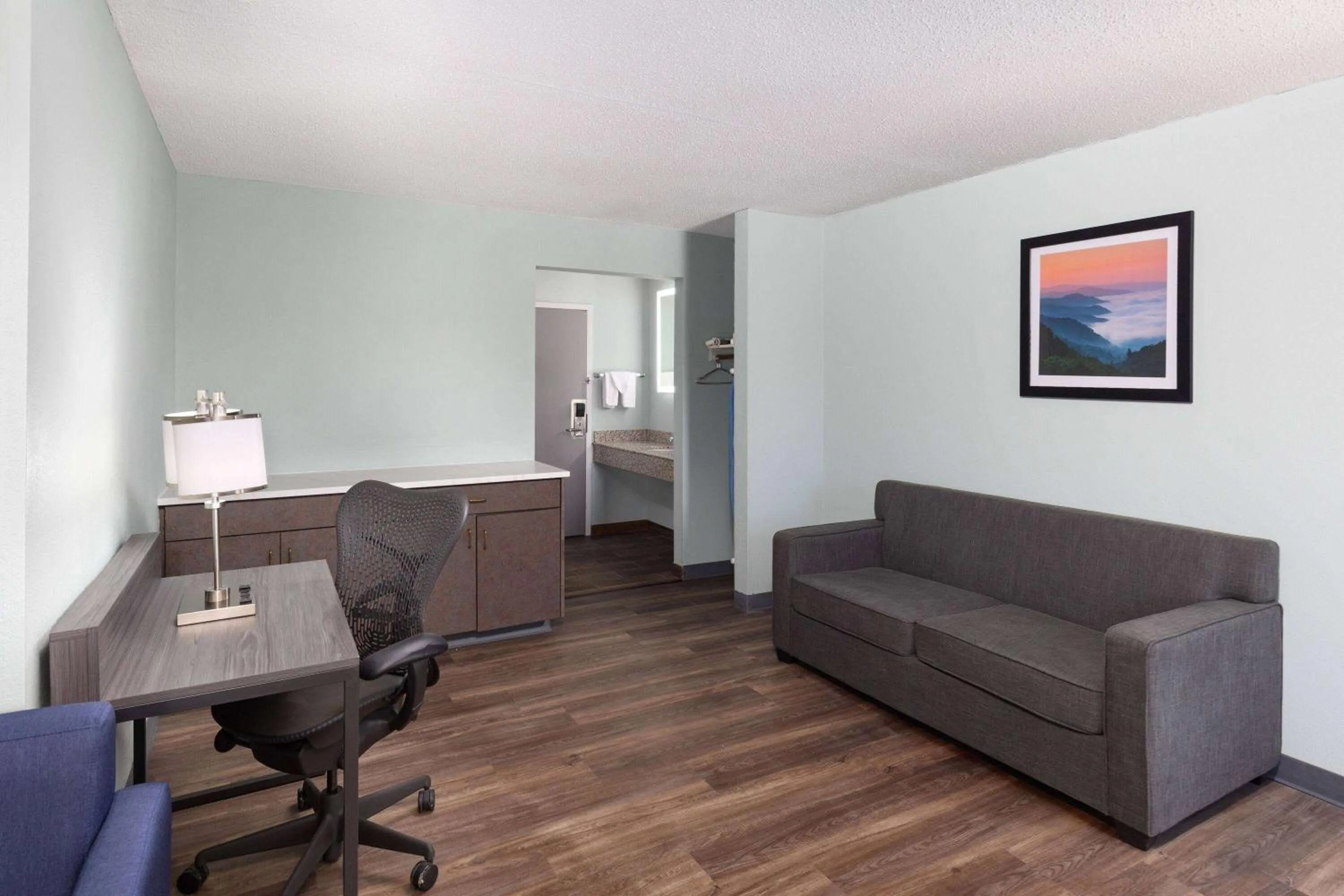 Photo of the whole room in Baymont by Wyndham Creedmoor