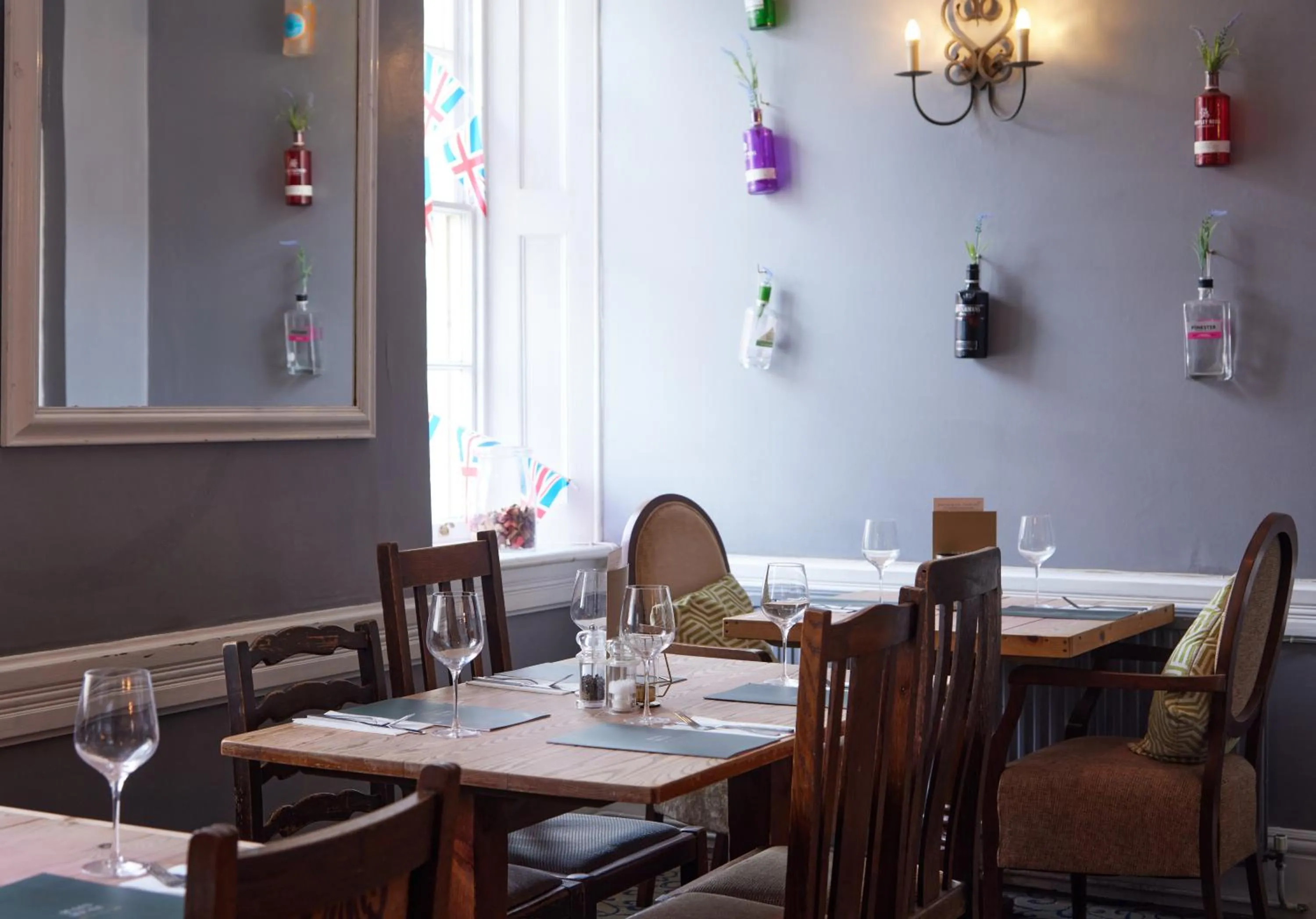 Restaurant/places to eat in Kings Arms Hotel by Greene King Inns