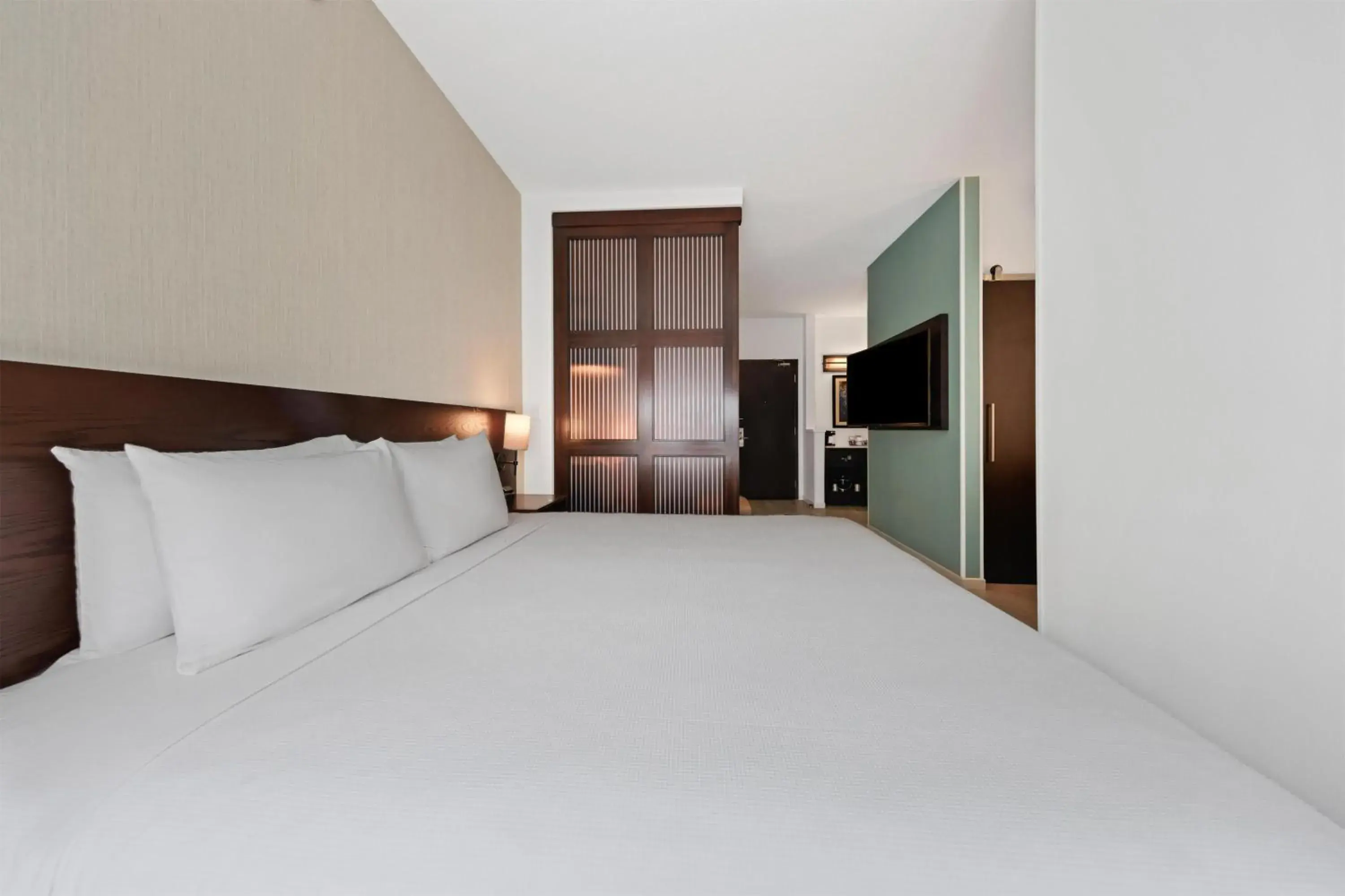 Bedroom, Bed in Hyatt Place West Palm Beach Bedroom, Bed in Hyatt Place West Palm Beach