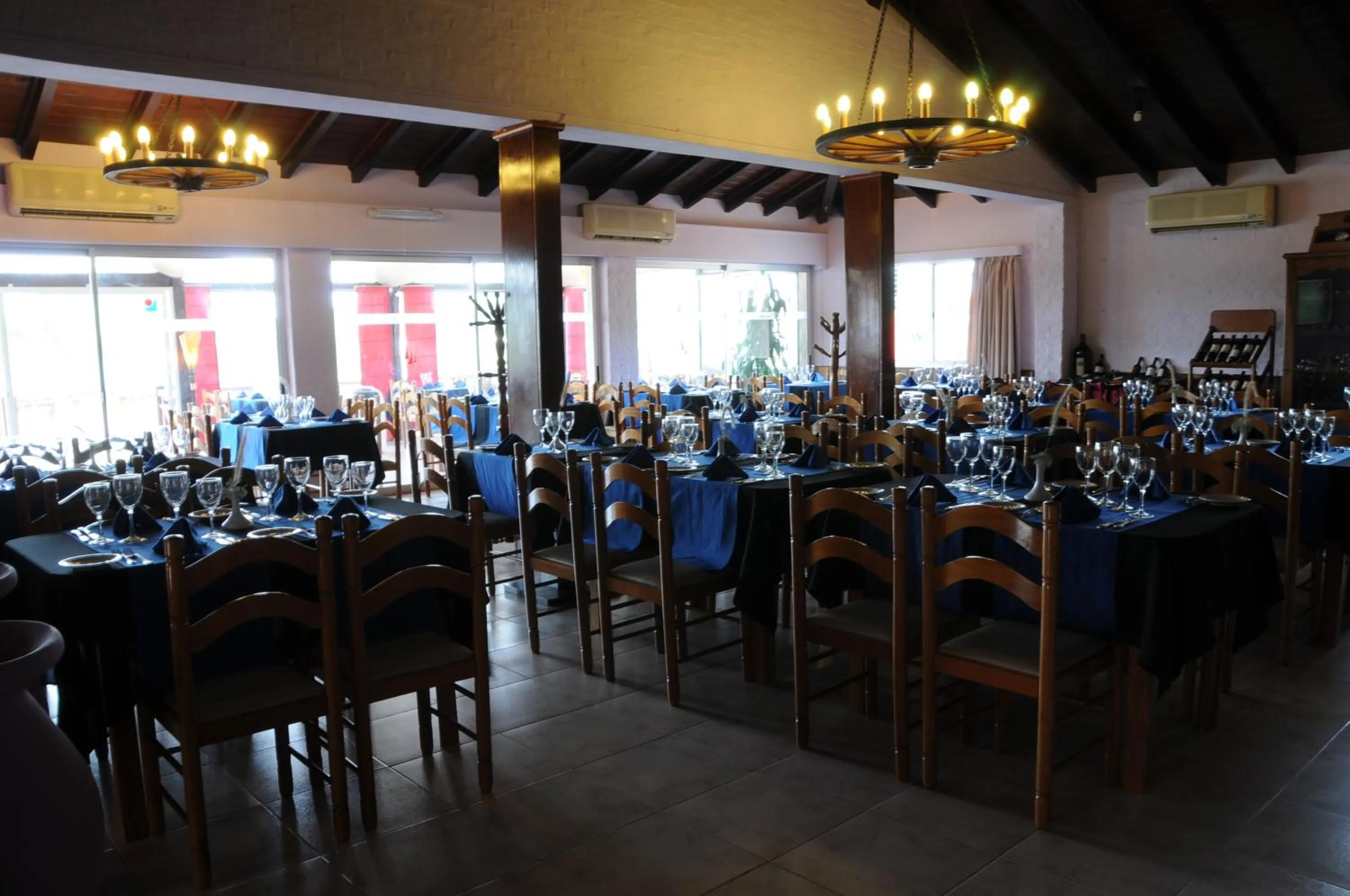 Restaurant/places to eat in Arapey Oasis Termal Hotel