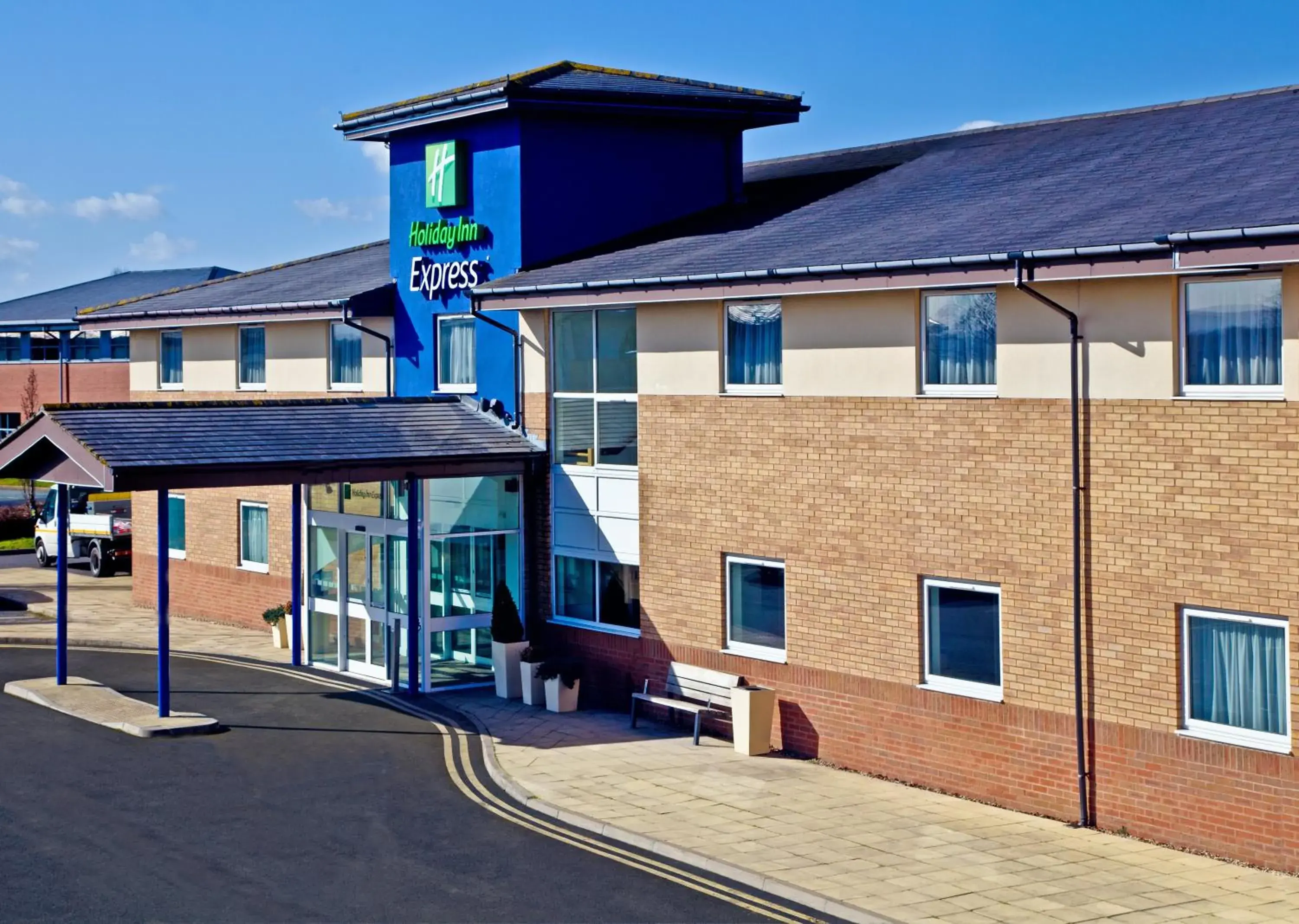 Property building in Holiday Inn Express Shrewsbury by IHG Property building in Holiday Inn Express Shrewsbury by IHG