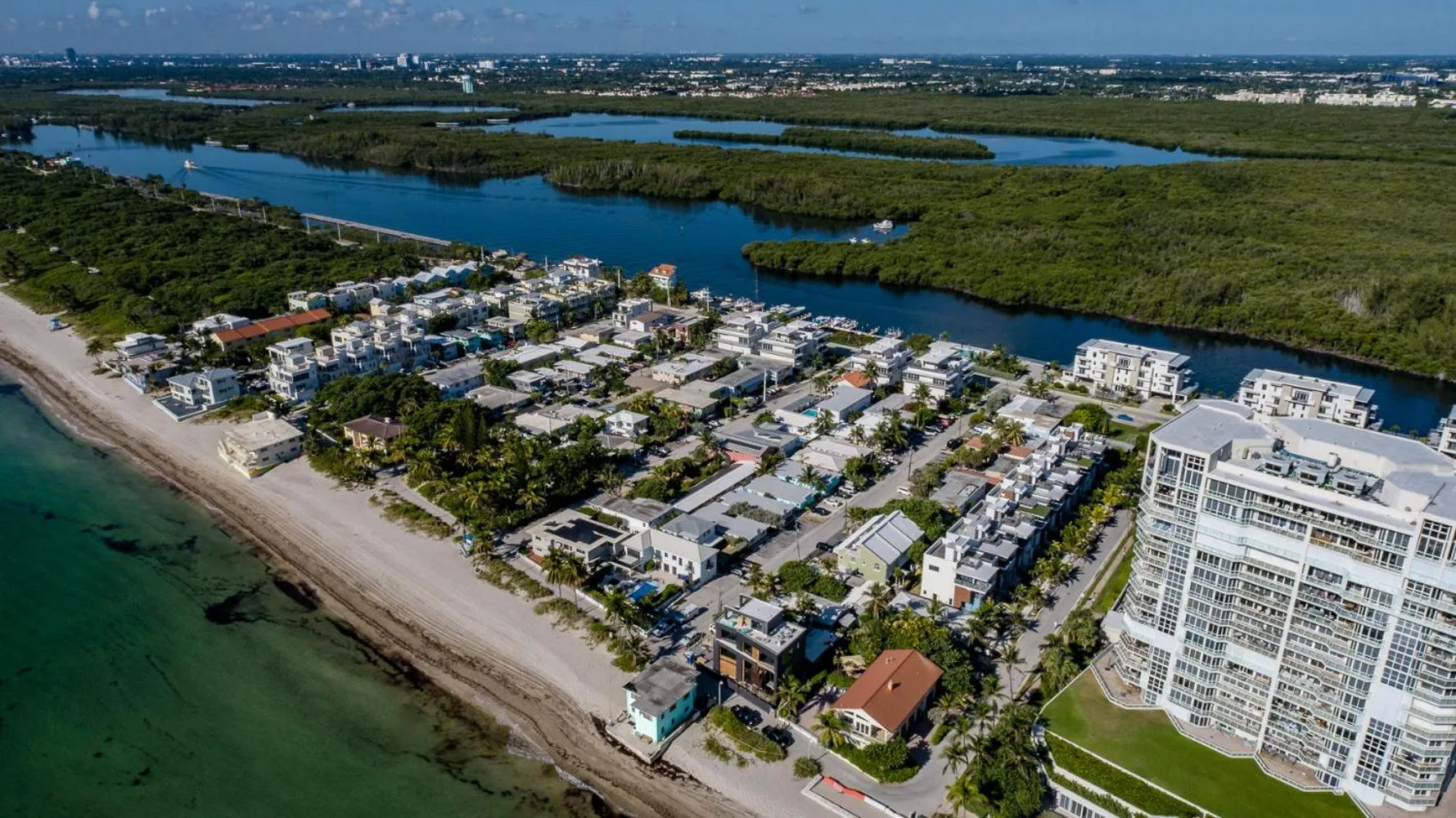 Day in The Desoto - Oceanview Inn