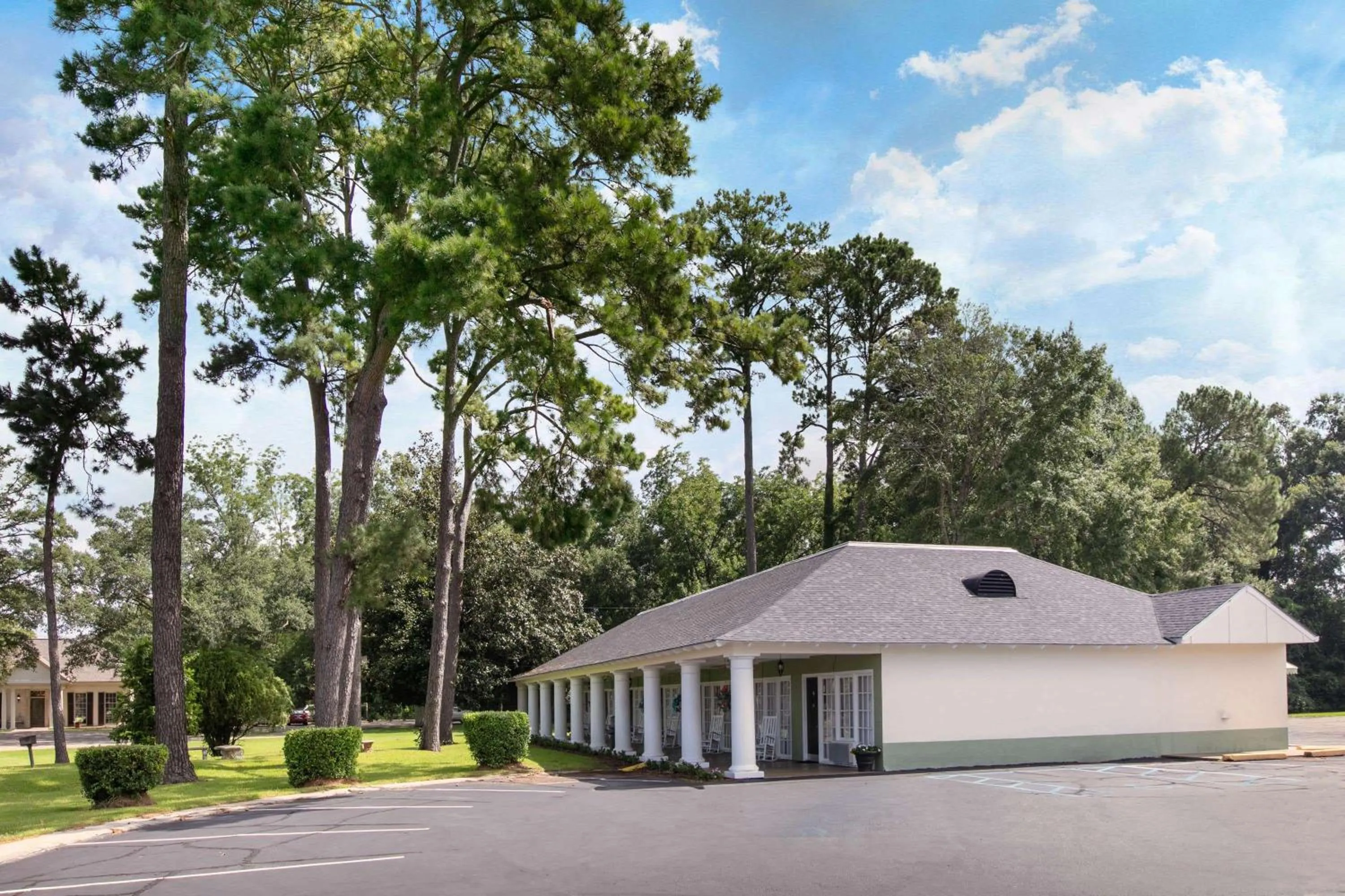 Property building in Days Inn by Wyndham Natchez