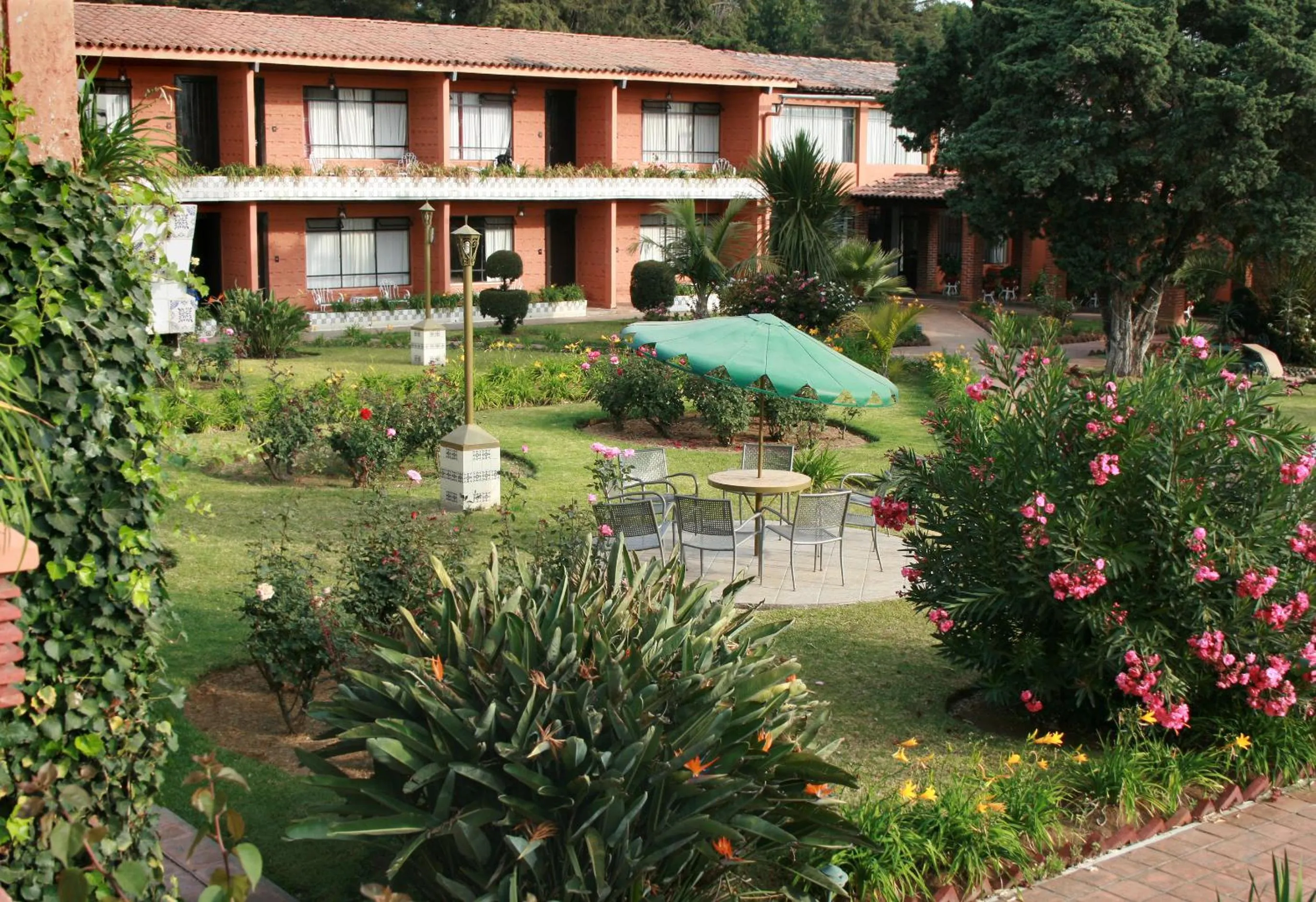 Property building in Hotel Pie de la Sierra