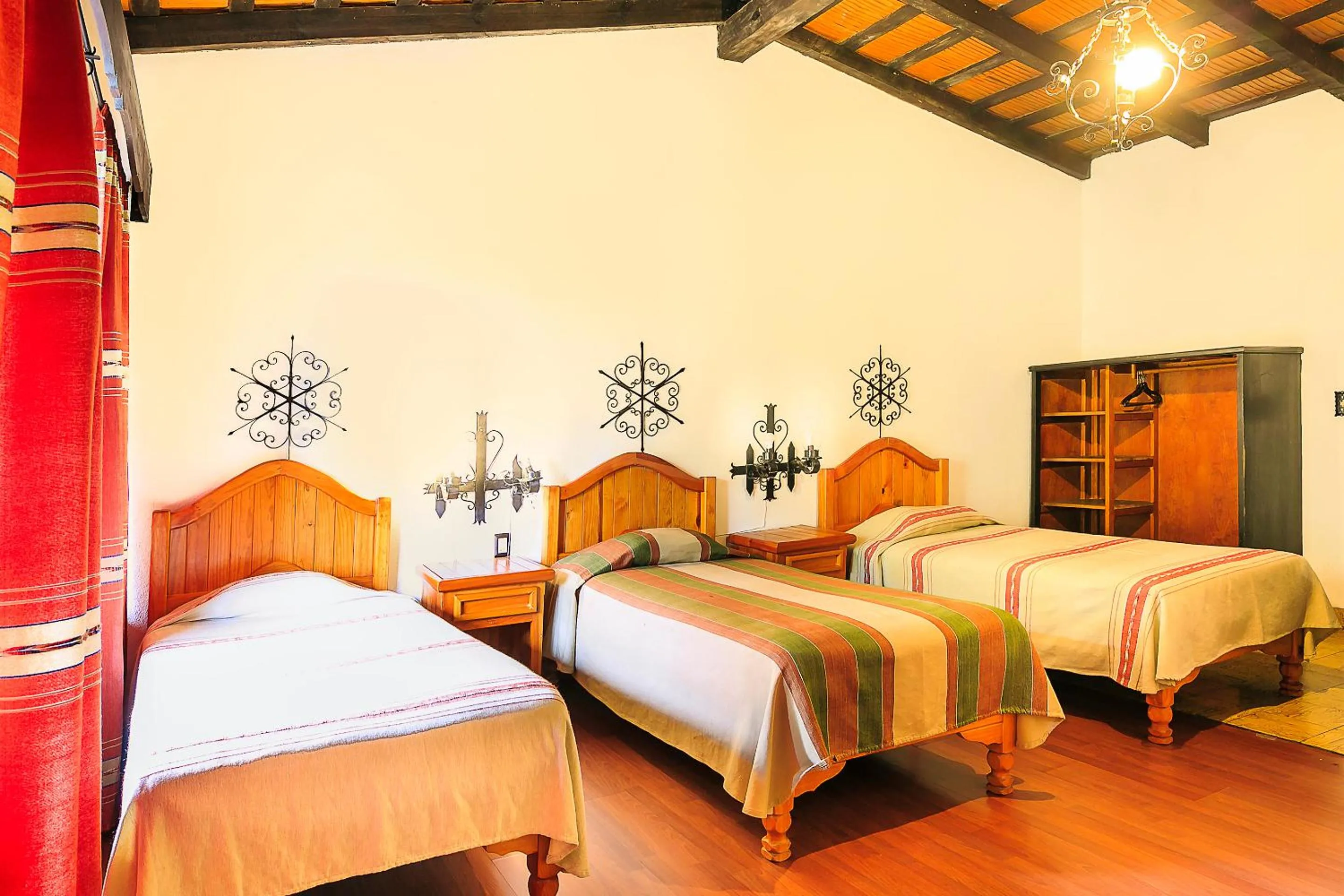 Photo of the whole room, Bed in Hotel Pie de la Sierra