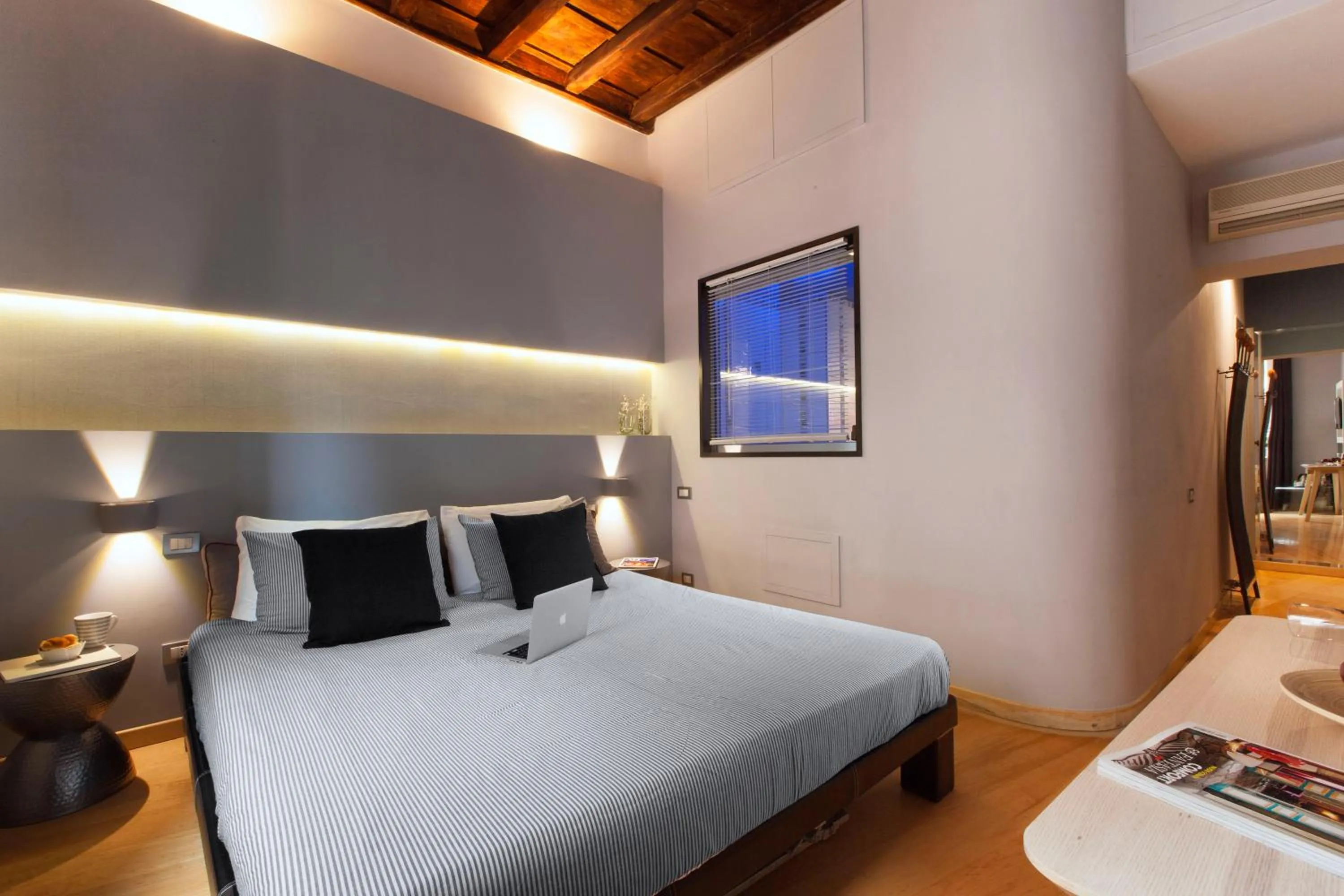 Bed in Delle Grotte Apartment
