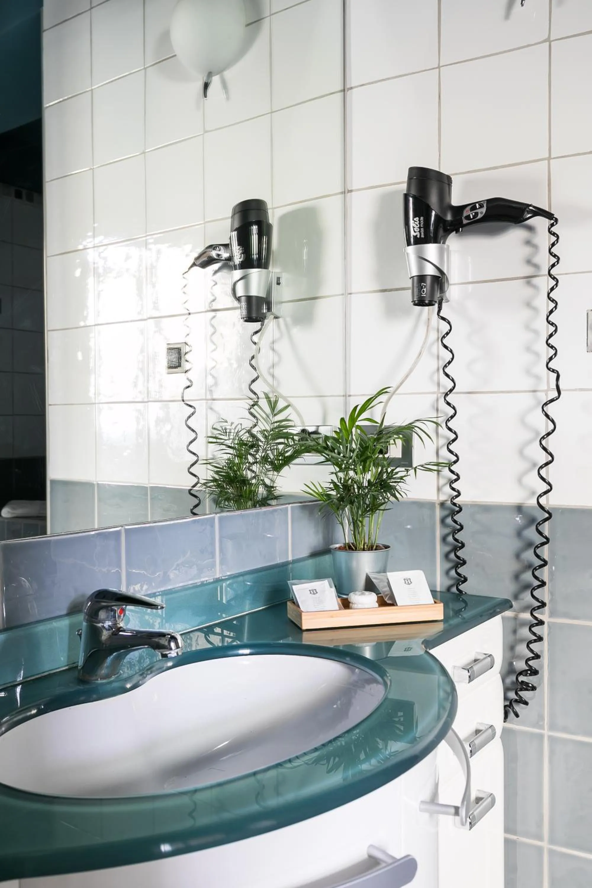 Bathroom in Delle Grotte Apartment